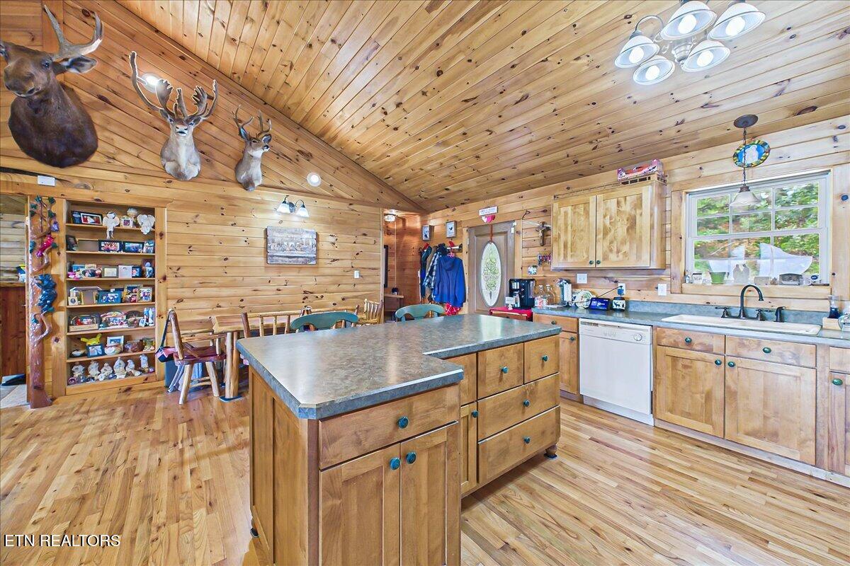 810 Belltown Road Tellico Plains TN 37385