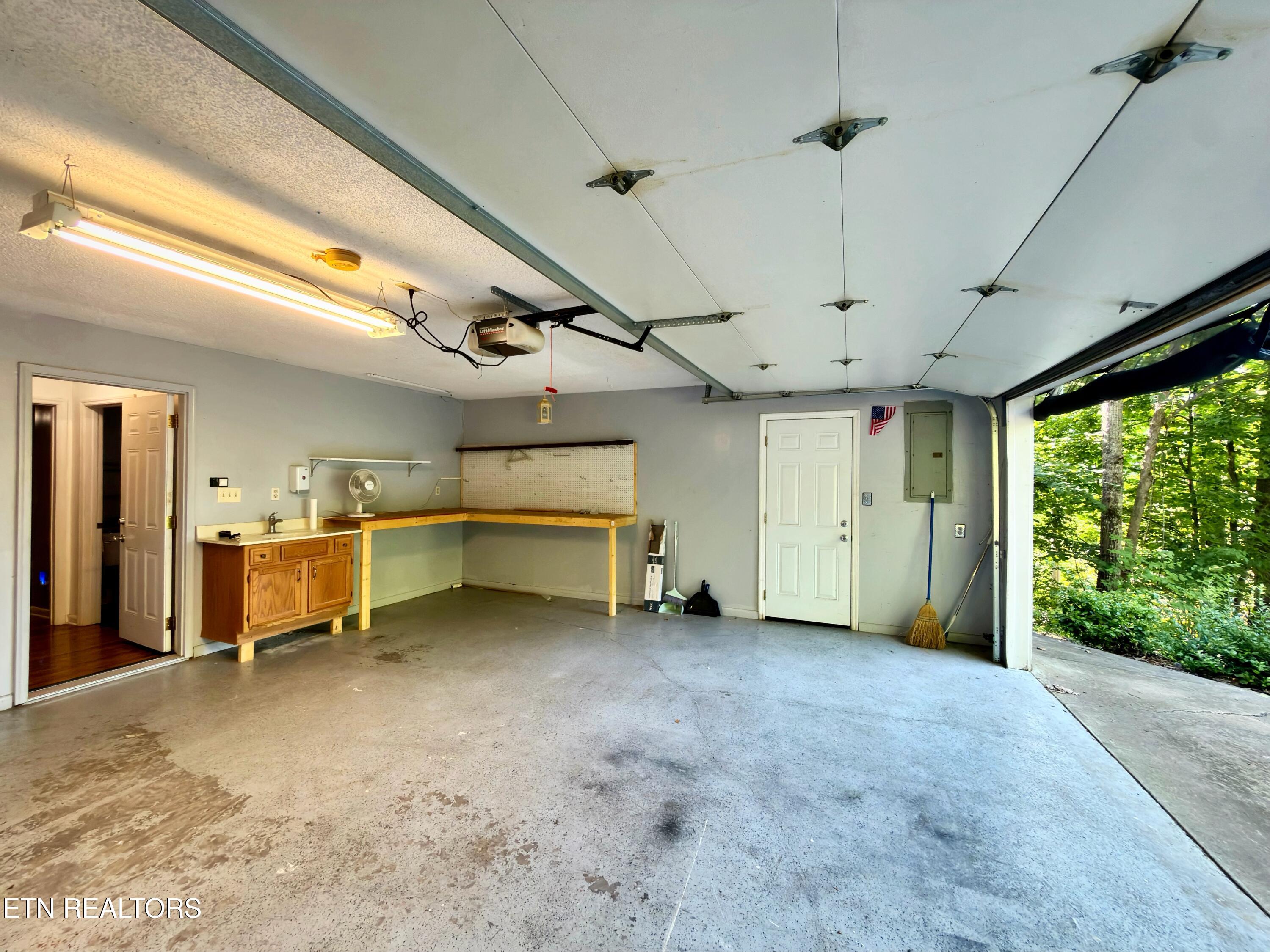 8122 Wiebelo Drive Knoxville TN 37931