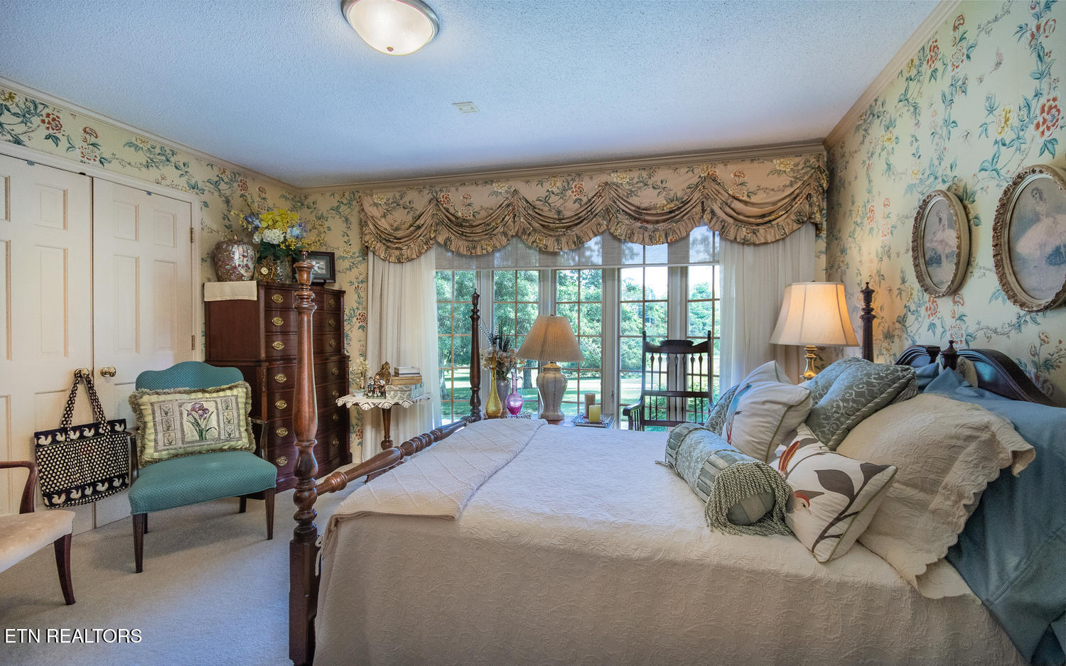 8019 Washington Pike Corryton TN 37721
