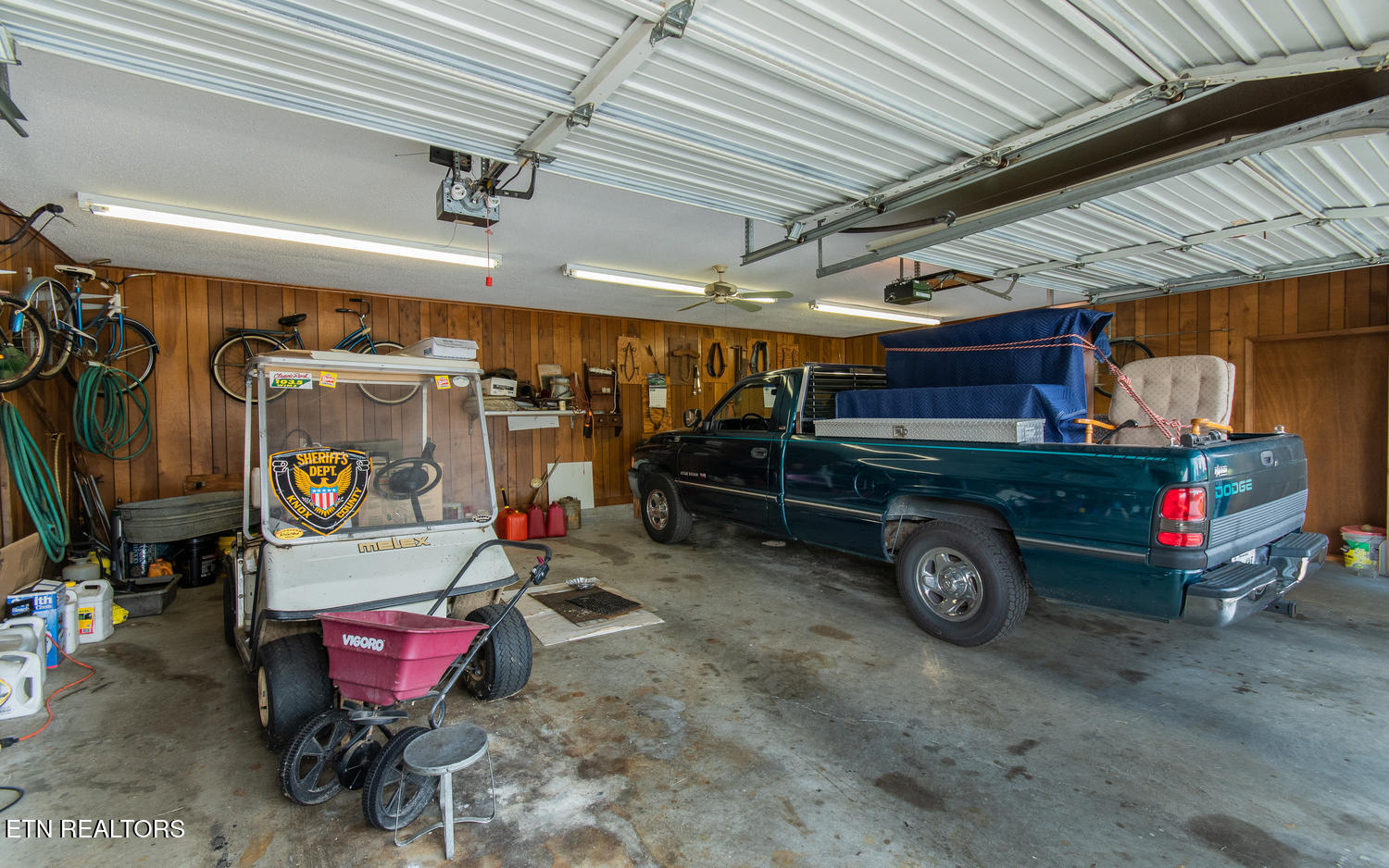 8019 Washington Pike Corryton TN 37721