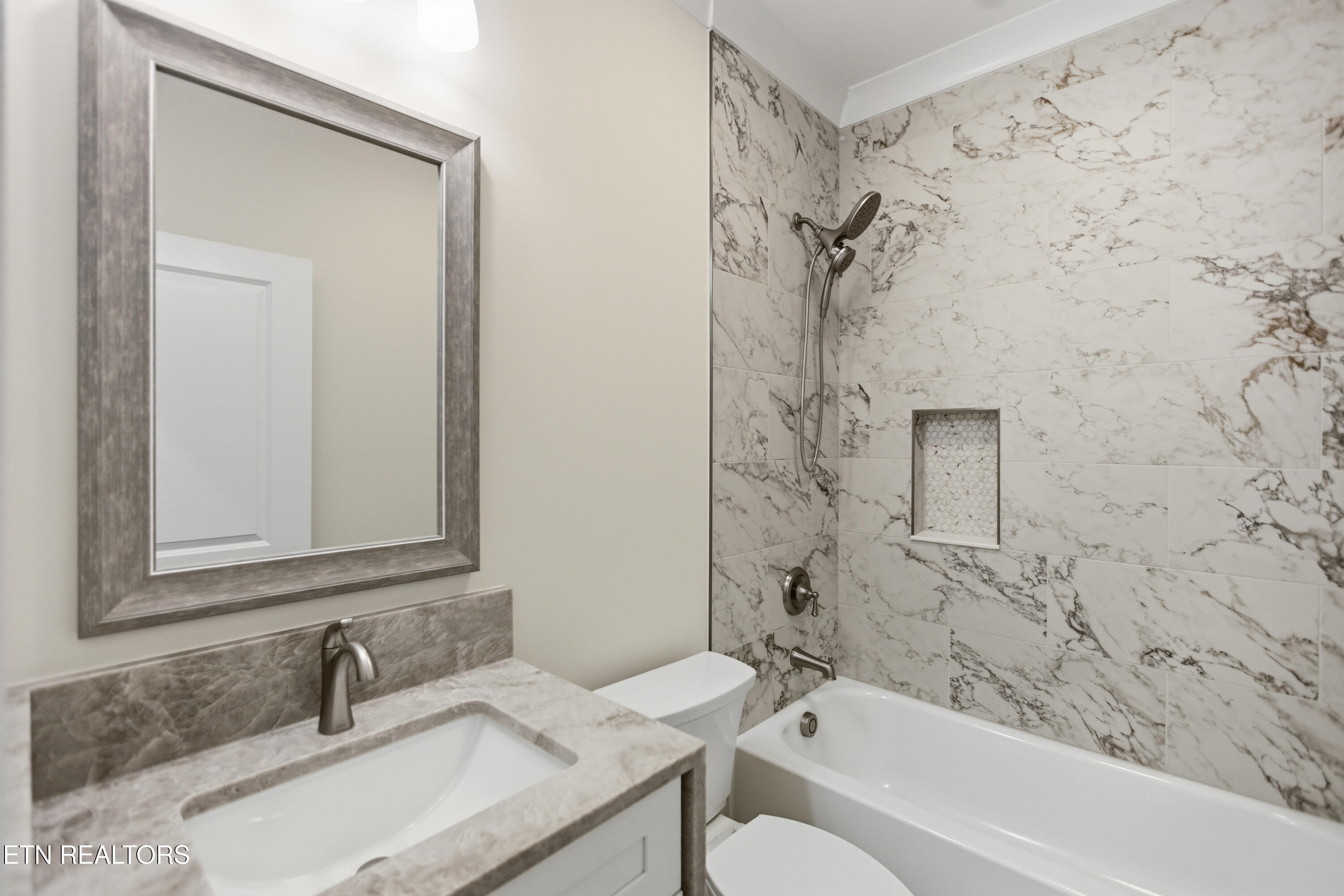 256 Elohi Way Loudon TN 37774