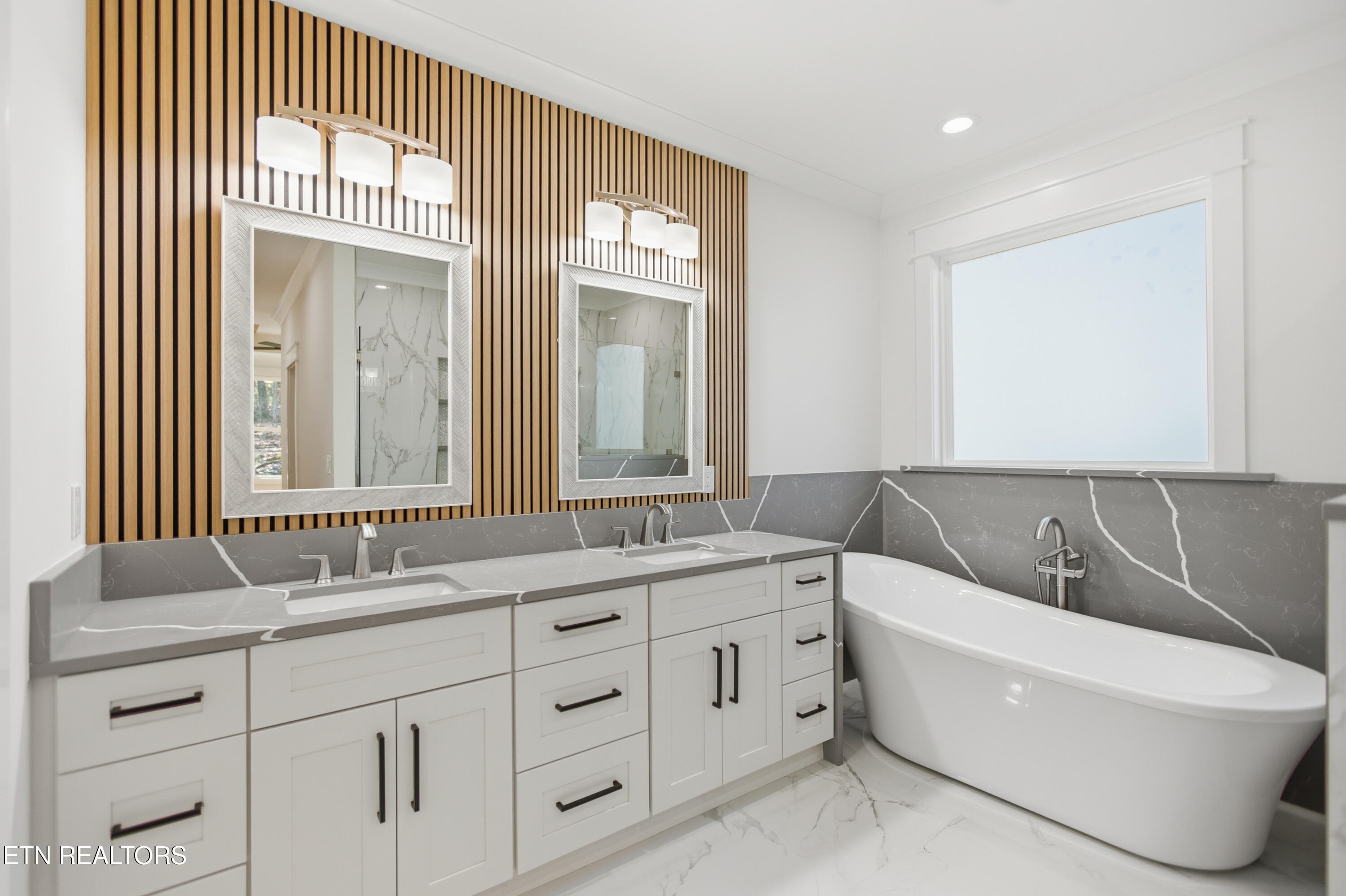 256 Elohi Way Loudon TN 37774