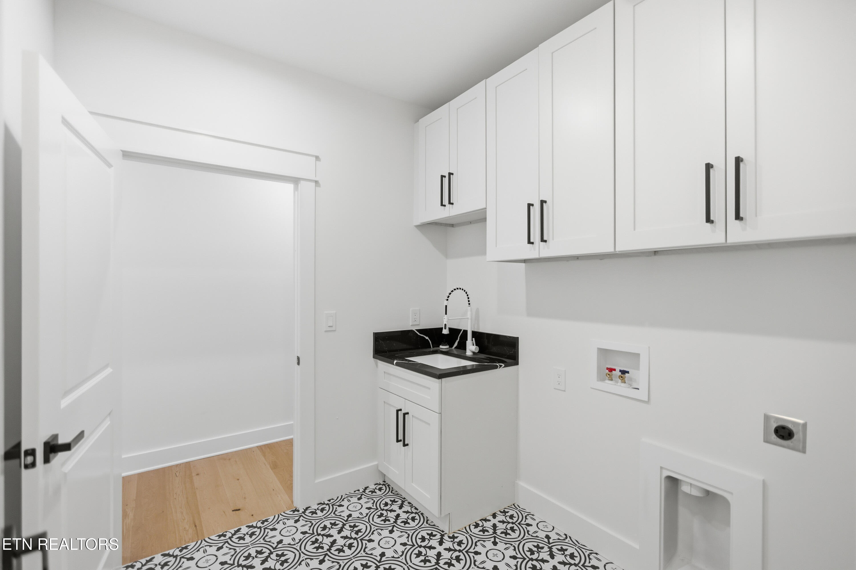 256 Elohi Way Loudon TN 37774