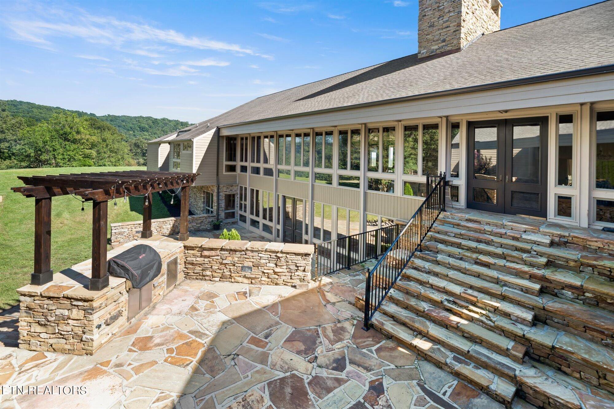 651 Cliff Top Road Blaine TN 37709