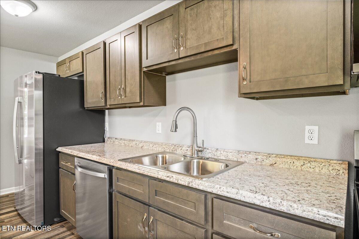 151 Sunflower Lane Lafollette TN 37766