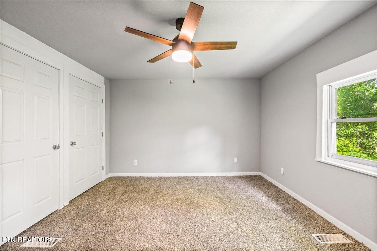 151 Sunflower Lane Lafollette TN 37766