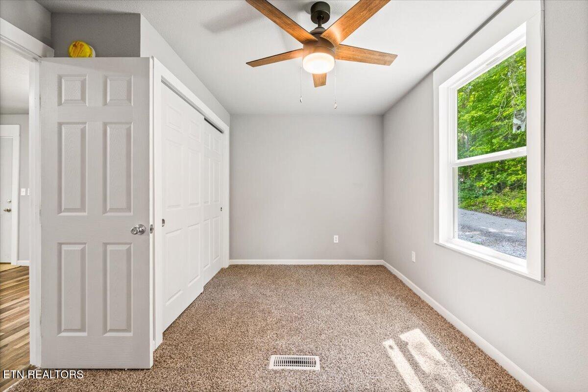 151 Sunflower Lane Lafollette TN 37766