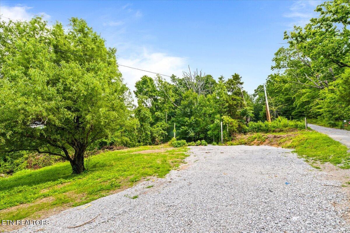 151 Sunflower Lane Lafollette TN 37766