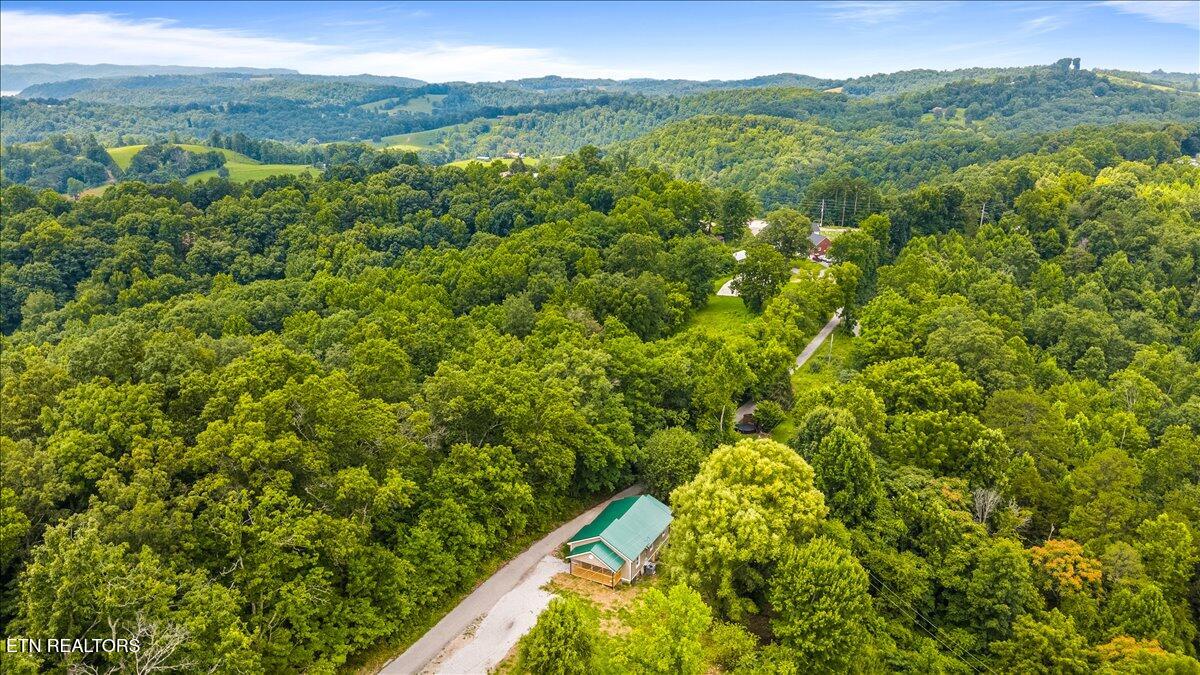 151 Sunflower Lane Lafollette TN 37766