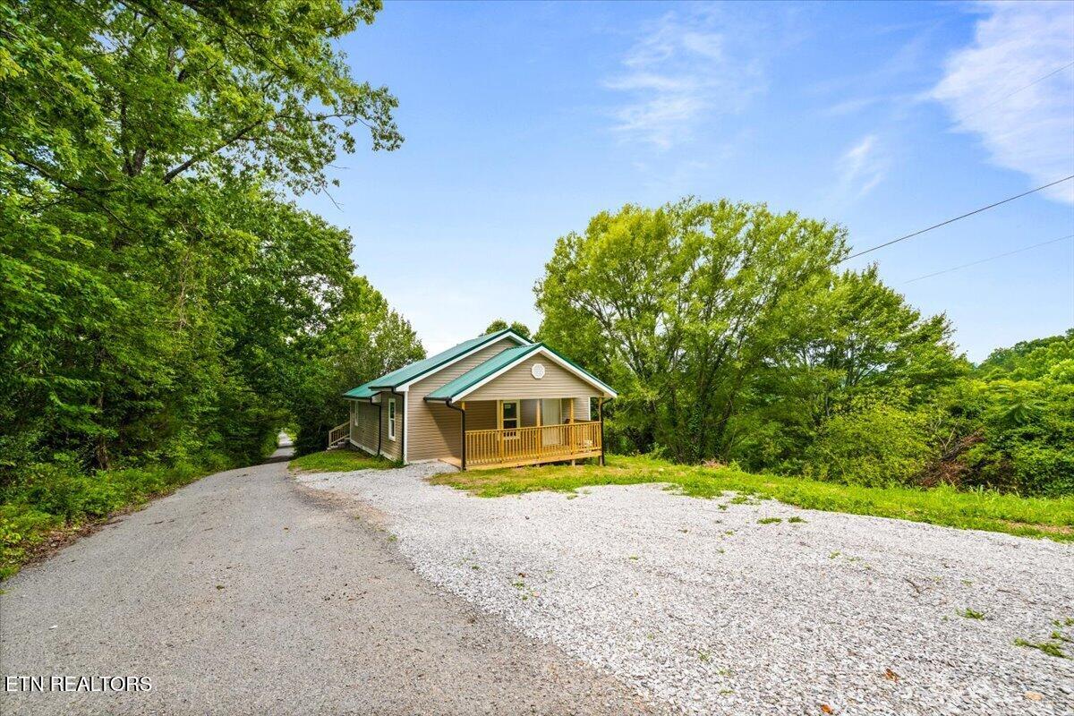 151 Sunflower Lane Lafollette TN 37766