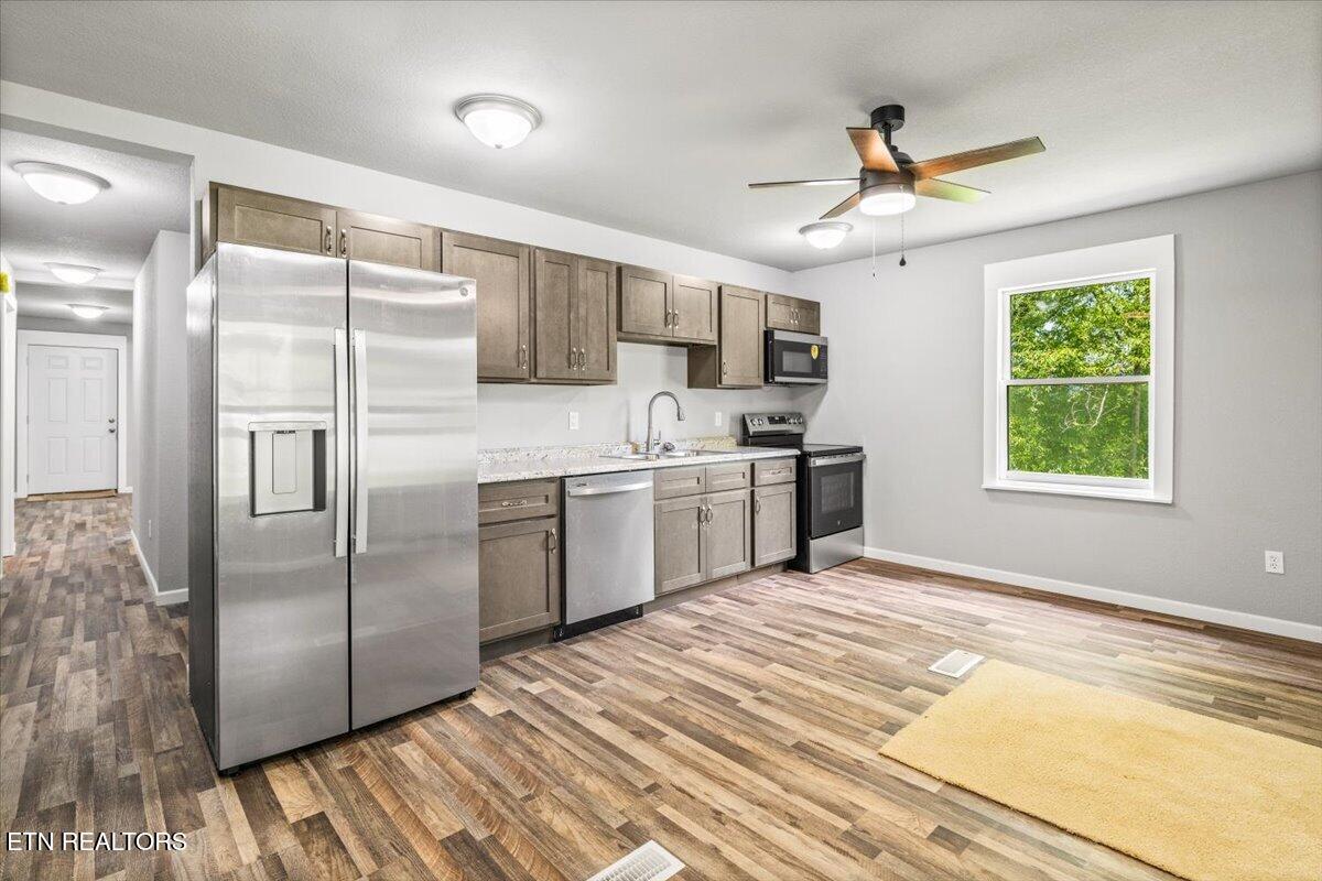 151 Sunflower Lane Lafollette TN 37766