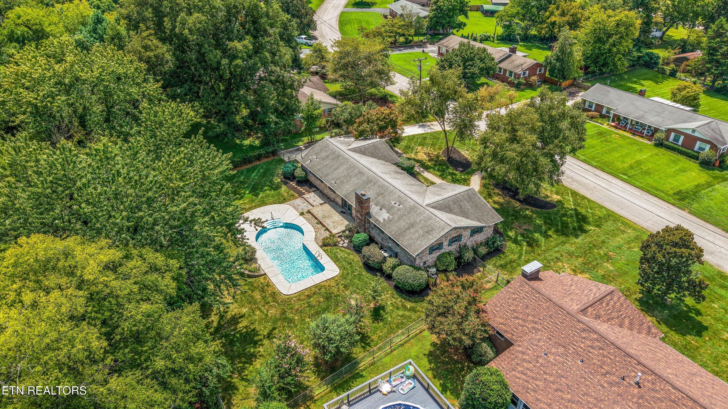 116 Essex Drive Knoxville TN 37922