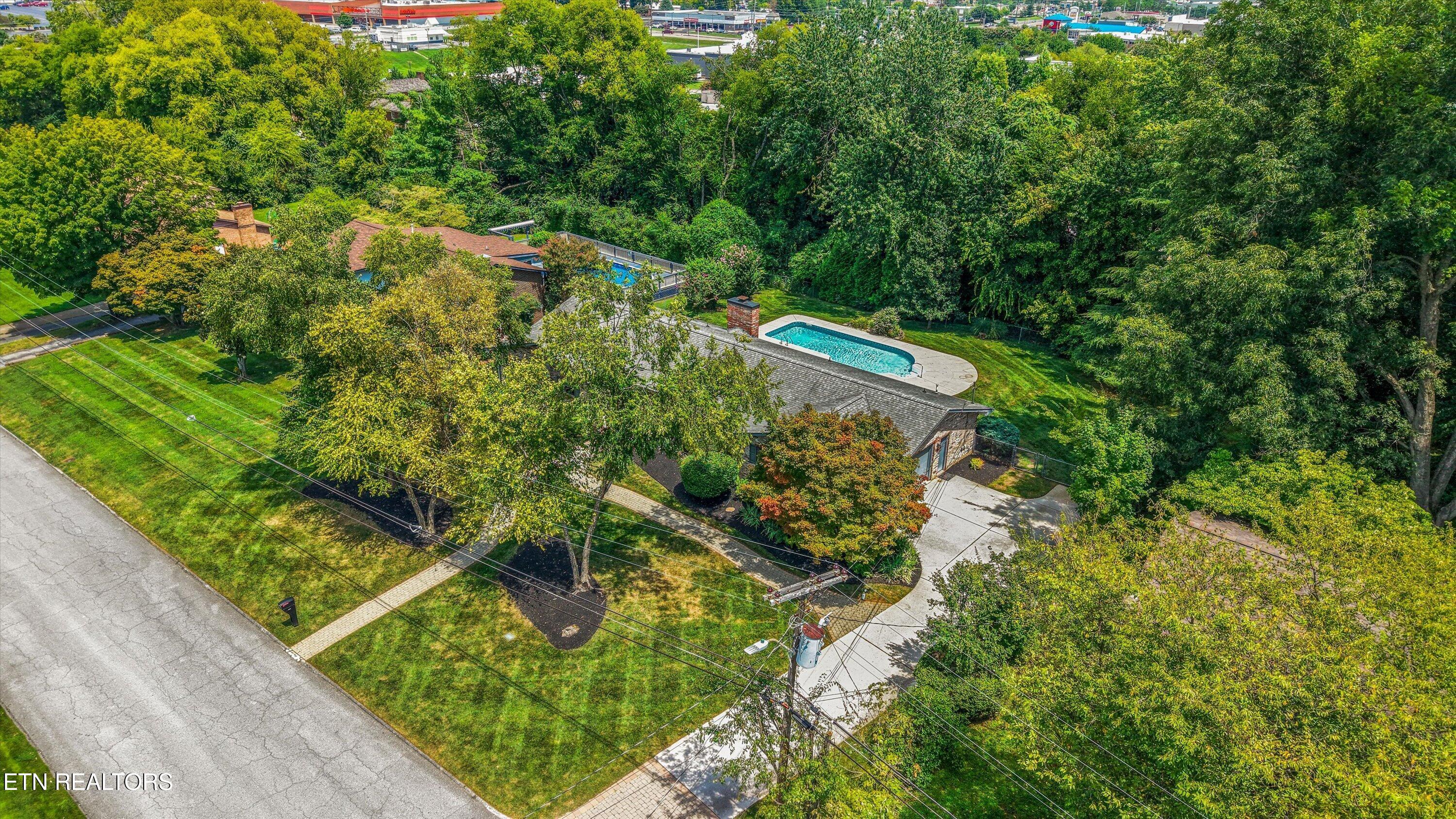 116 Essex Drive Knoxville TN 37922