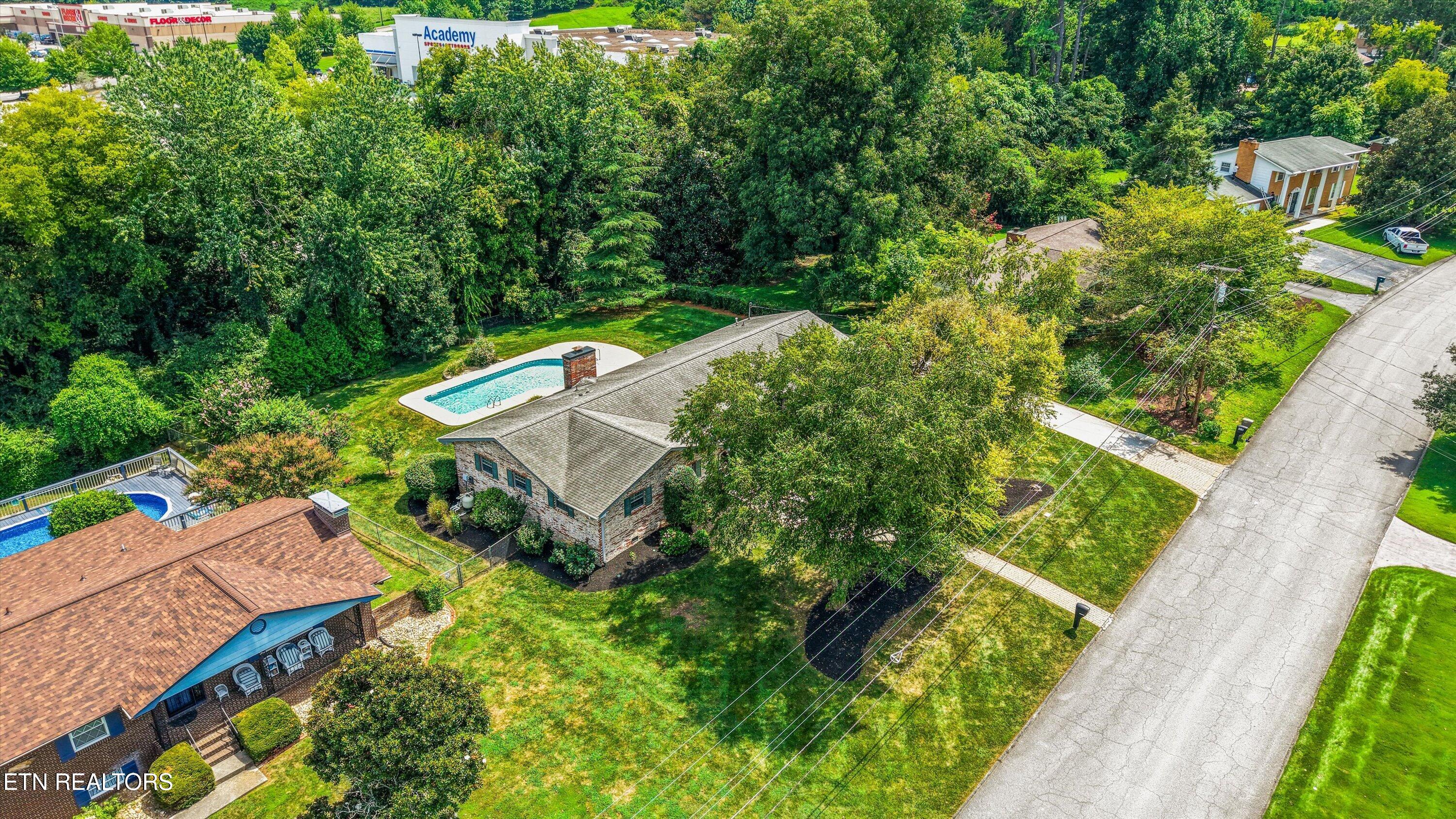 116 Essex Drive Knoxville TN 37922