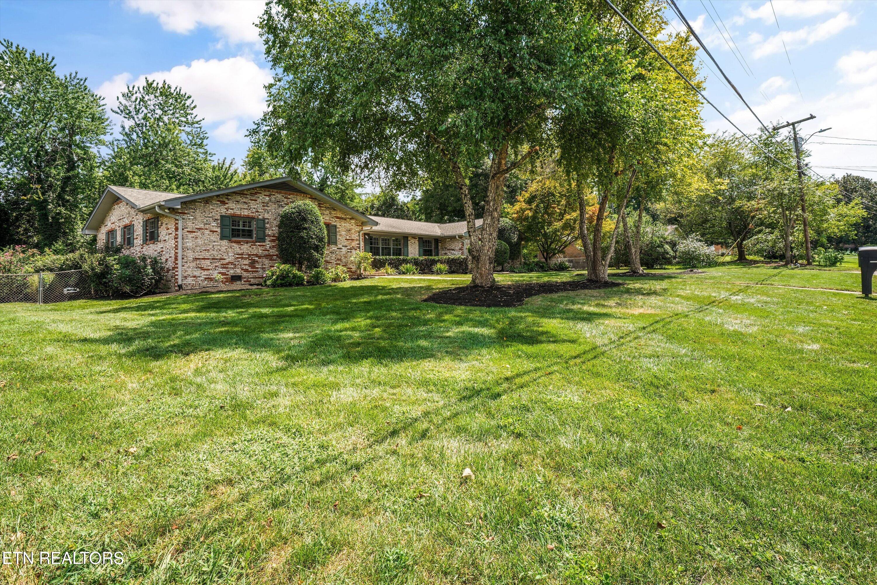 116 Essex Drive Knoxville TN 37922