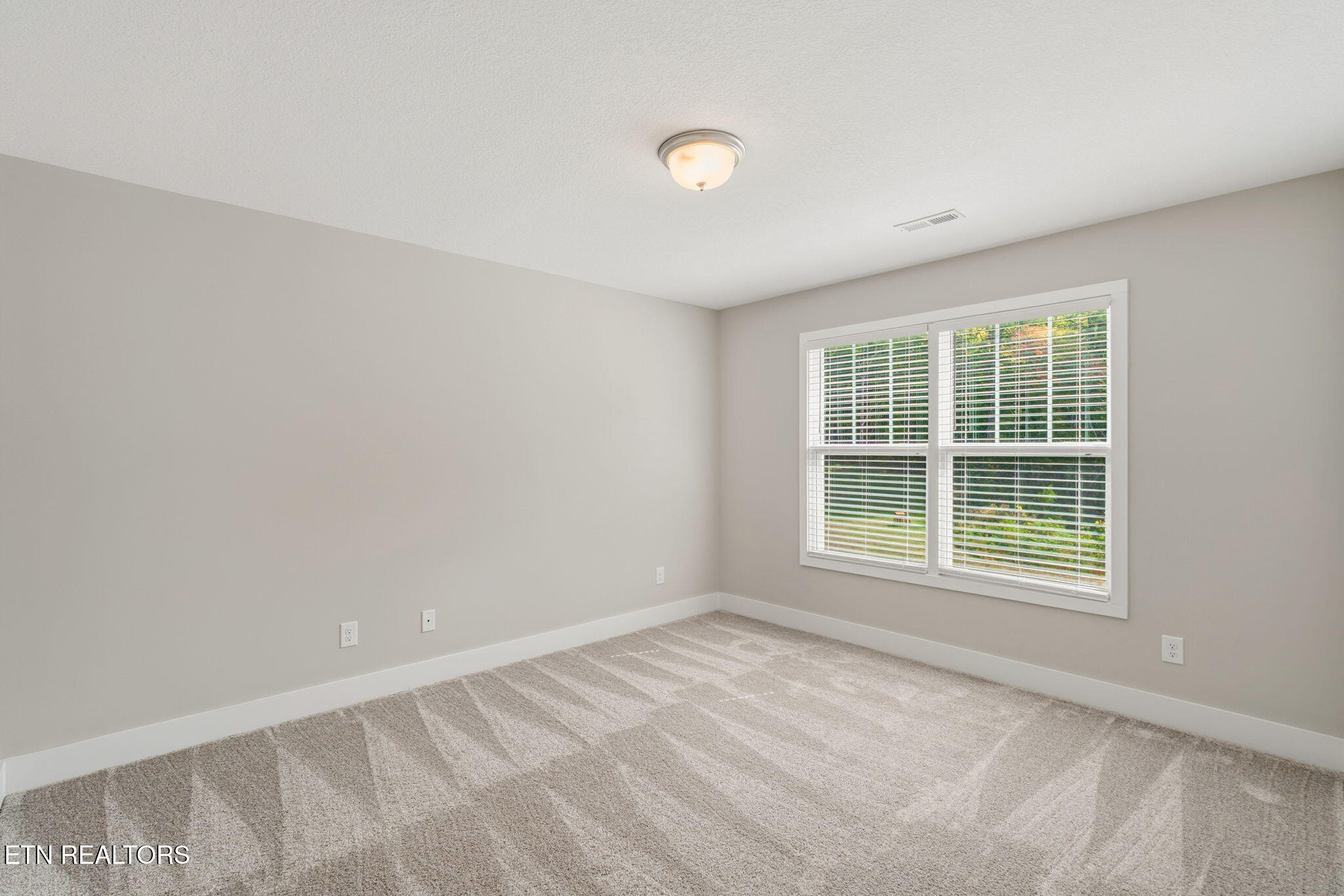 112 Kingberry Street Oak Ridge TN 37830