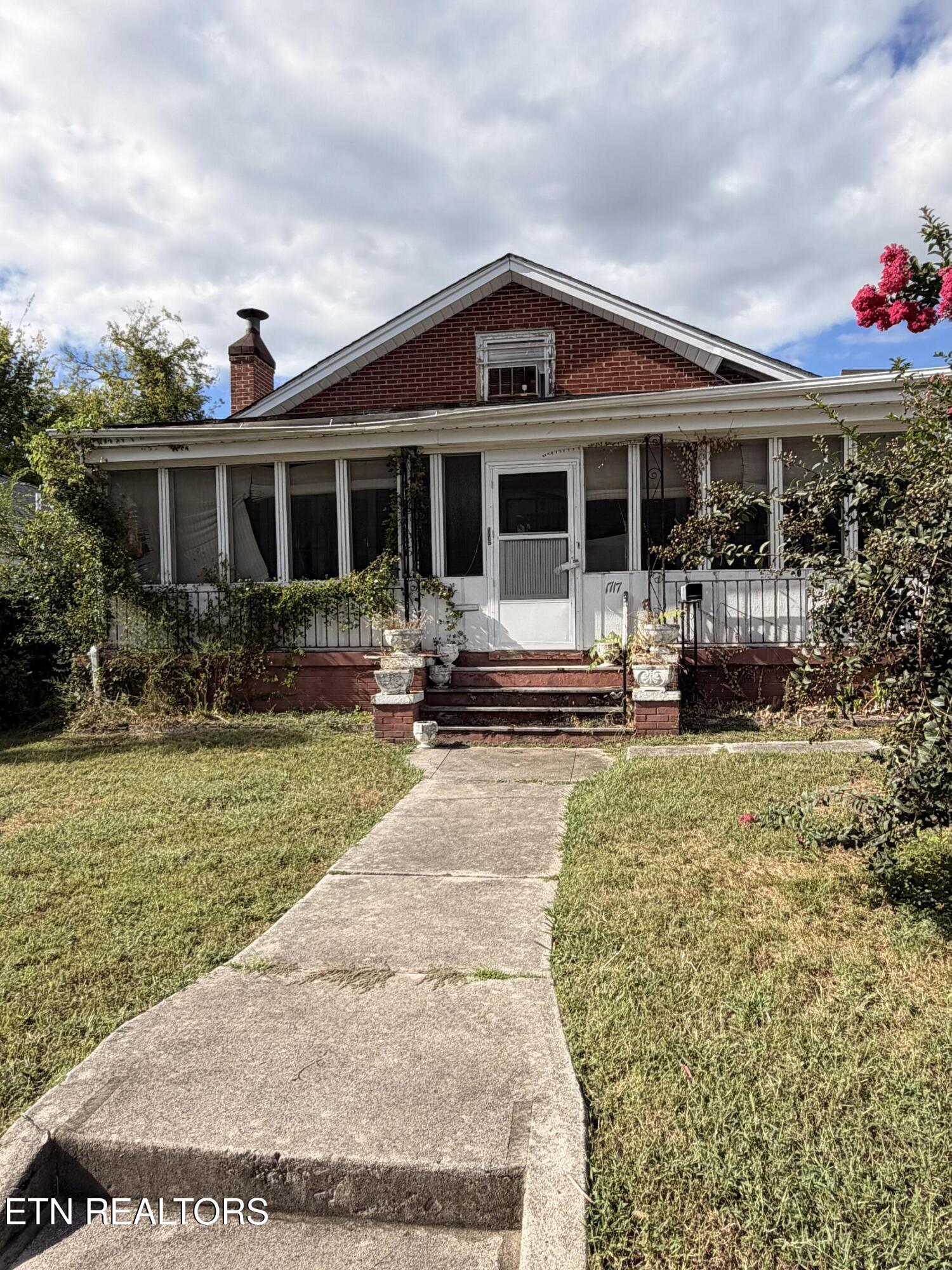 1717 Henrietta Avenue Knoxville TN 37915
