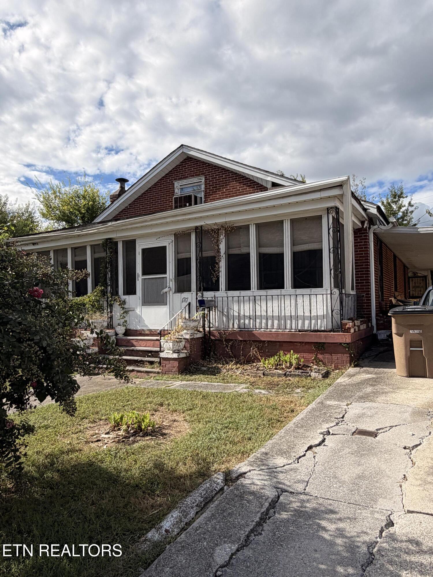 1717 Henrietta Avenue Knoxville TN 37915