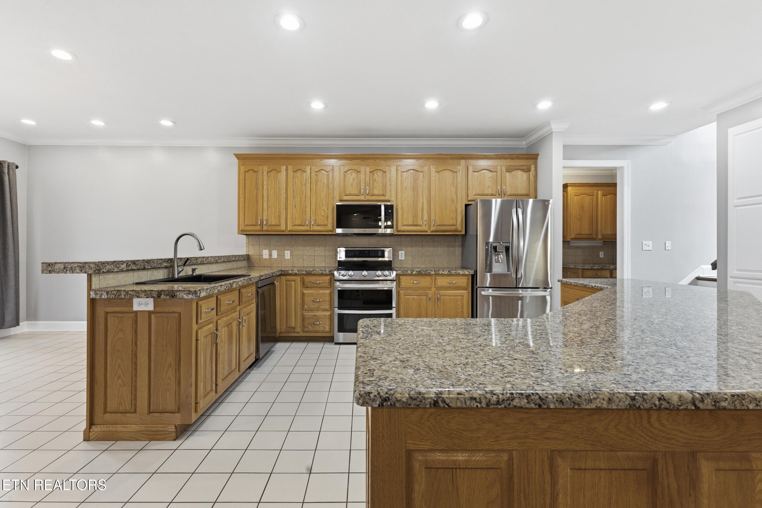 1054 Colonial Drive Morristown TN 37814