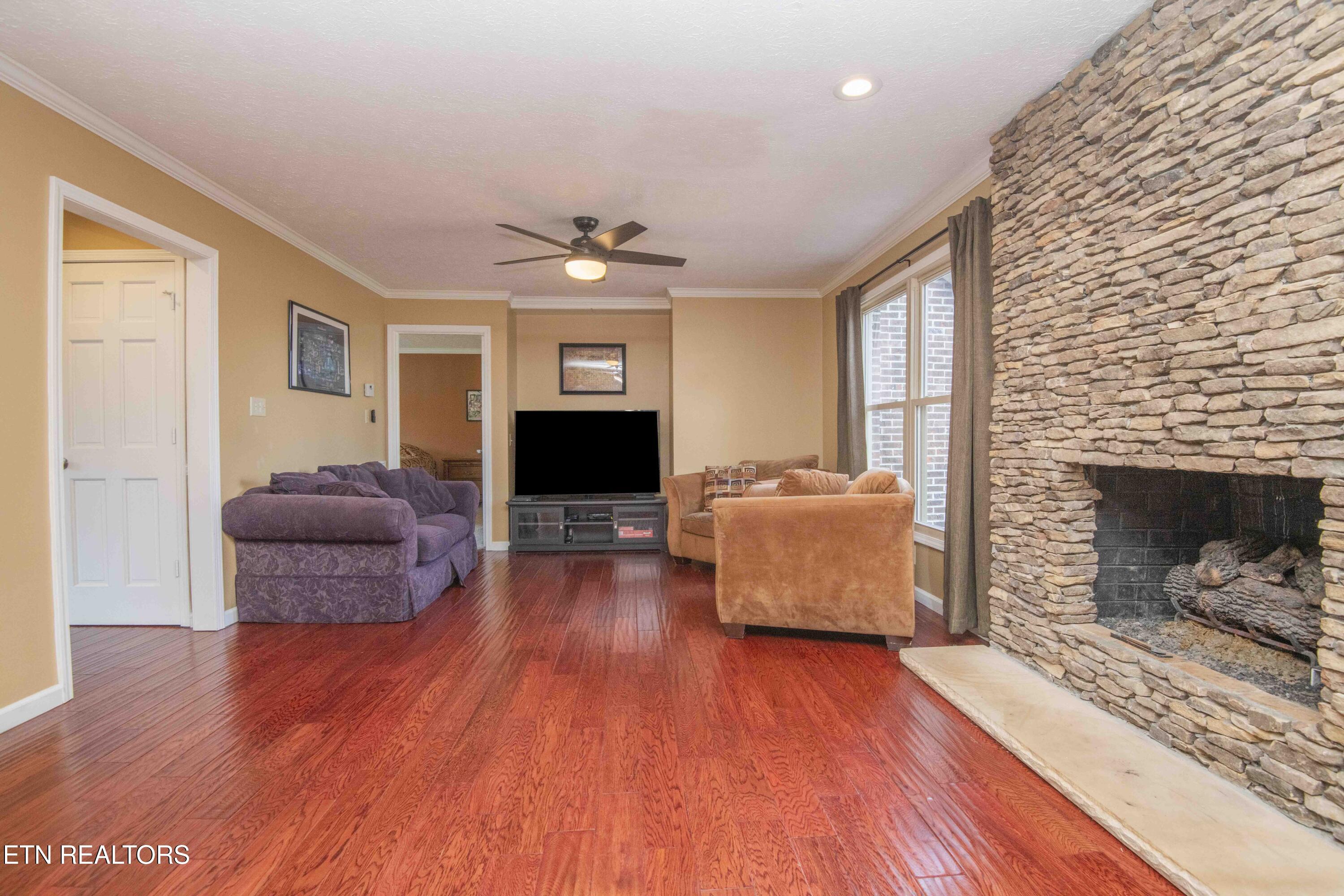 5608 Glenlyn Drive Powell TN 37849