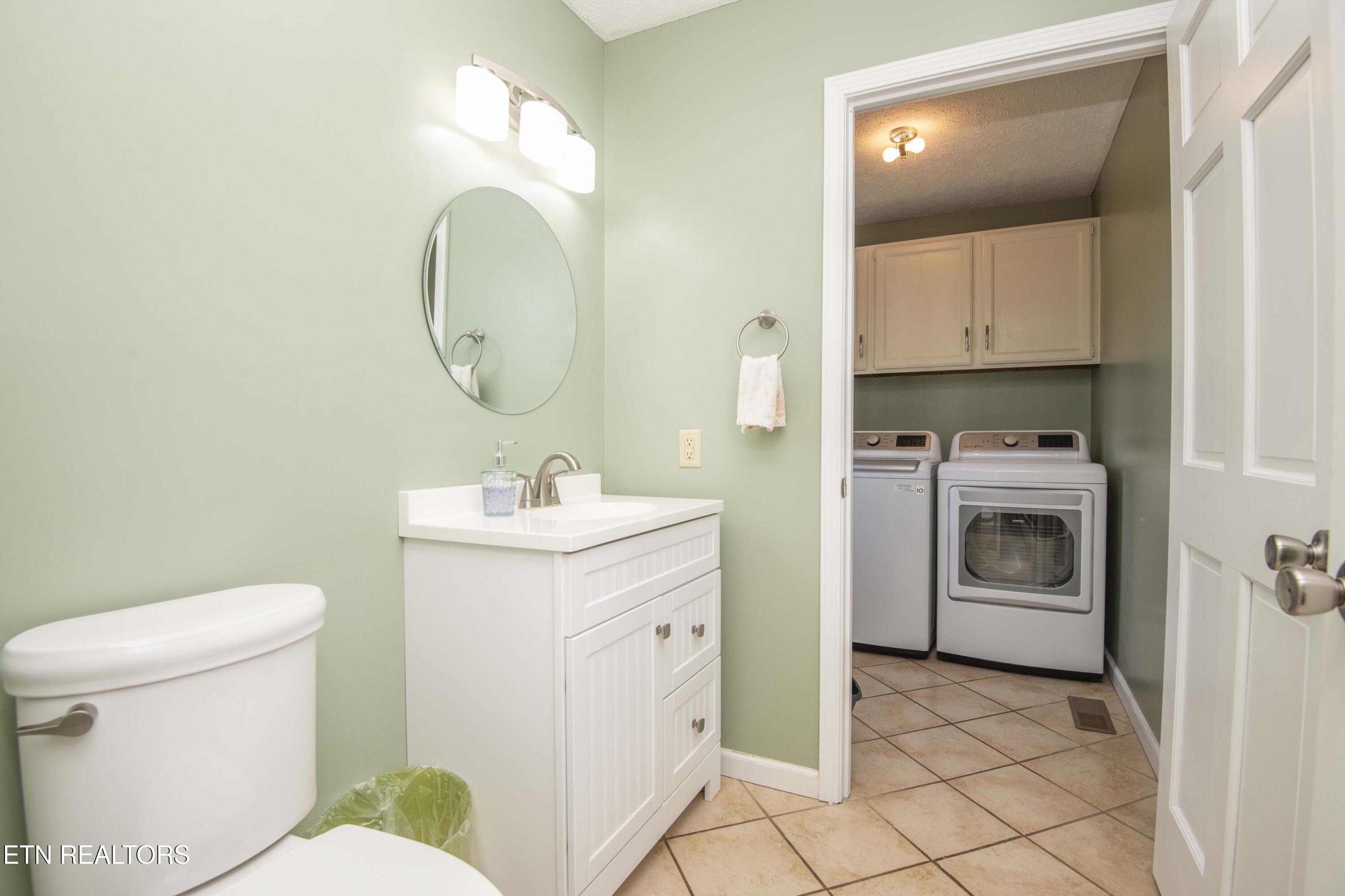 5608 Glenlyn Drive Powell TN 37849