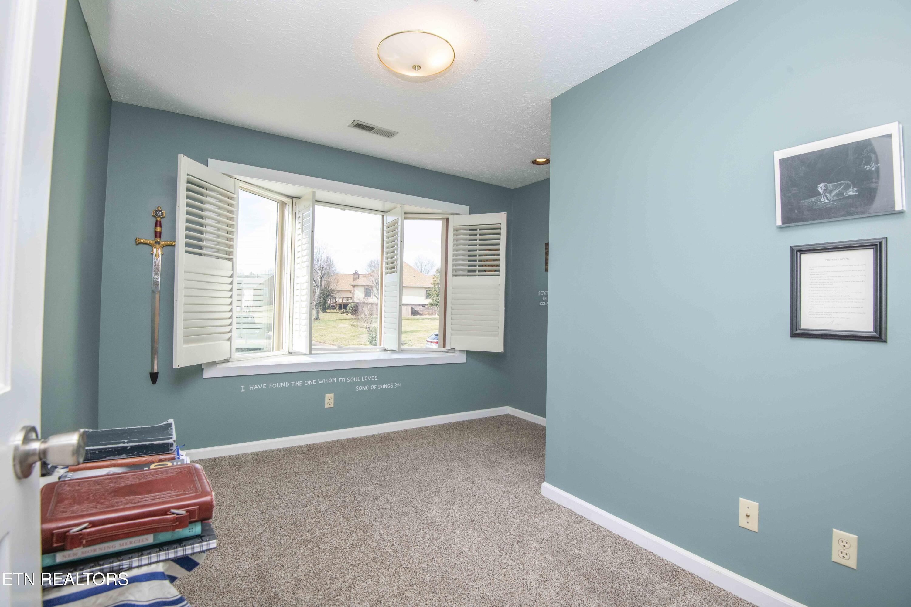 5608 Glenlyn Drive Powell TN 37849
