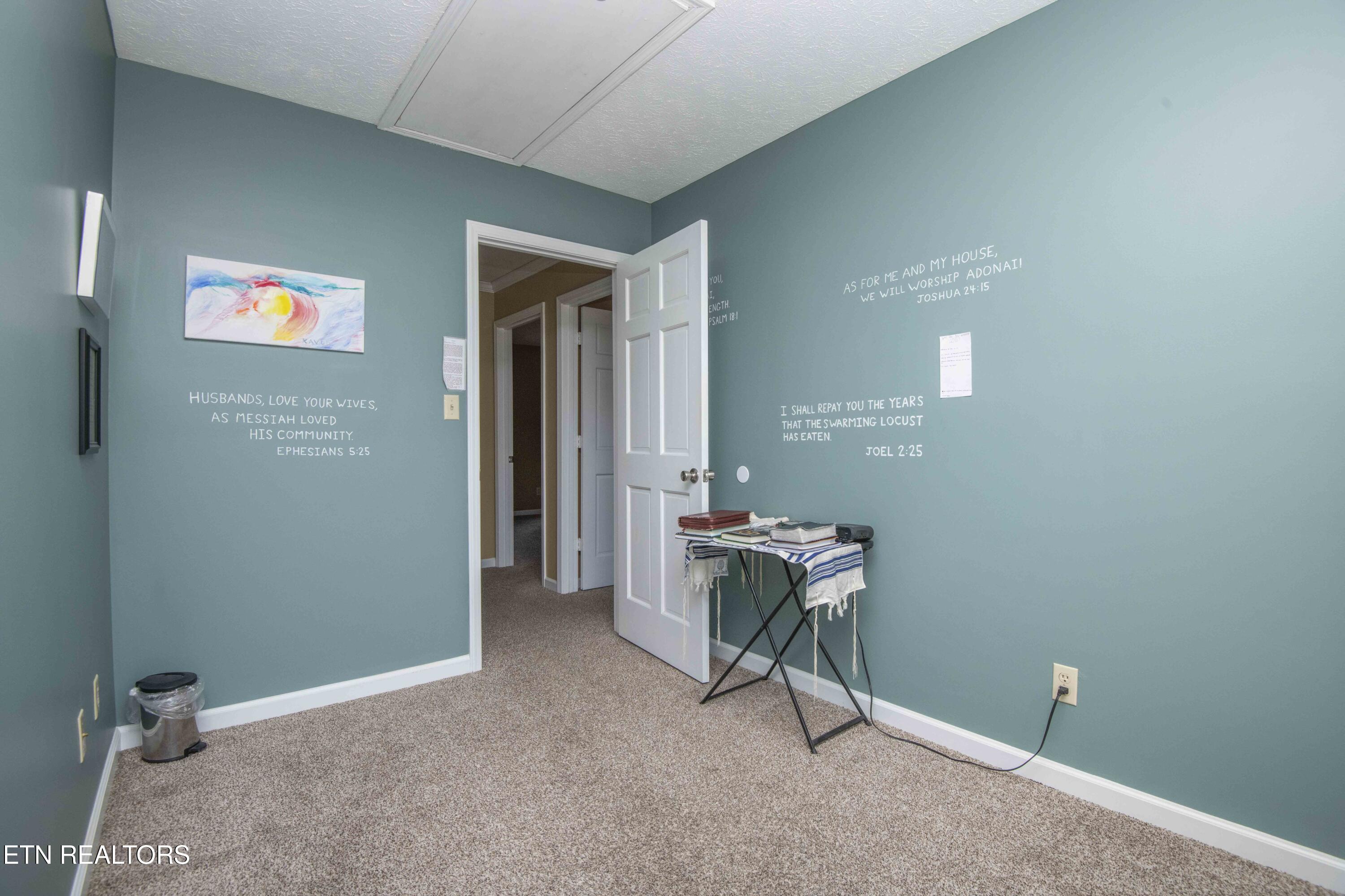 5608 Glenlyn Drive Powell TN 37849