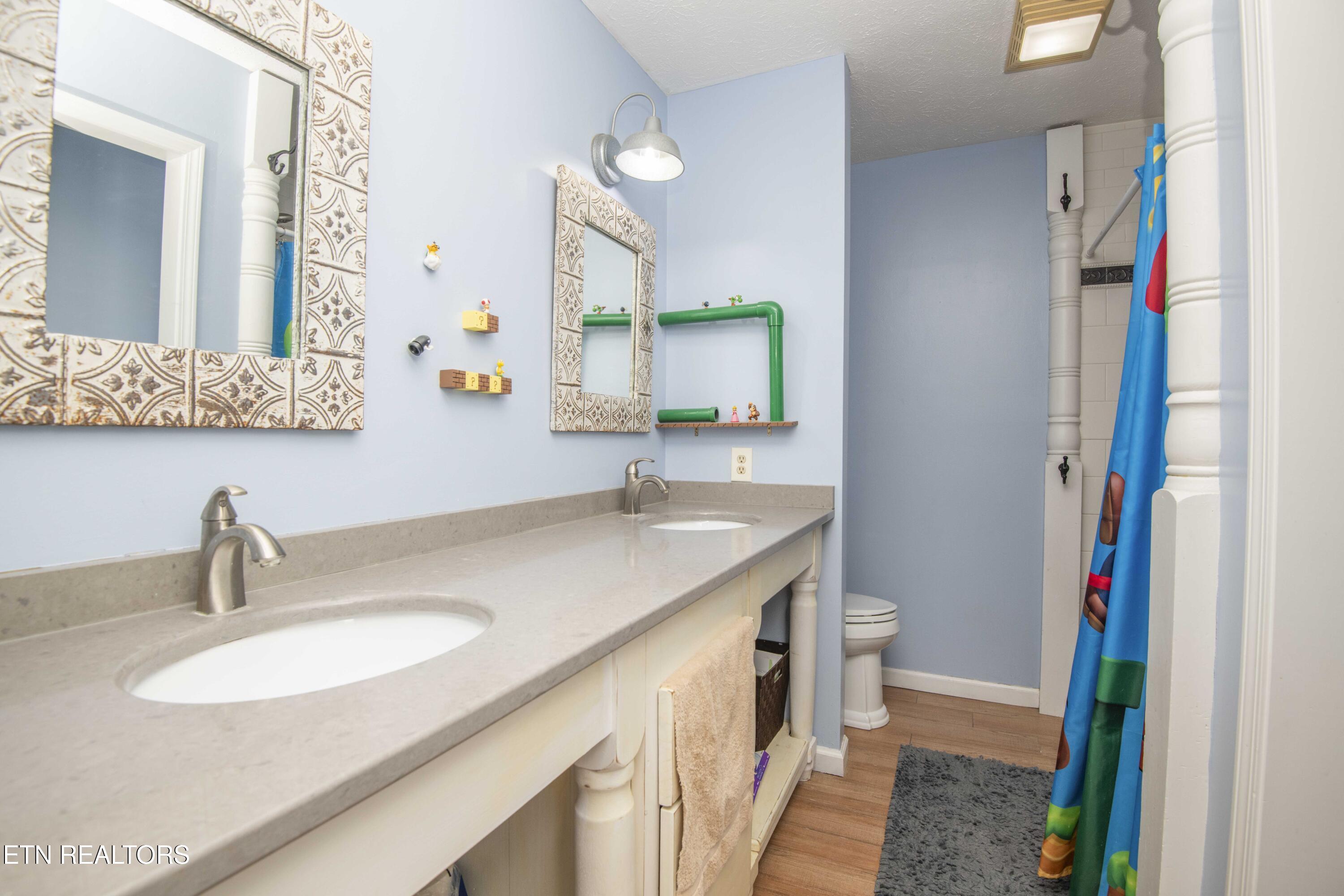 5608 Glenlyn Drive Powell TN 37849