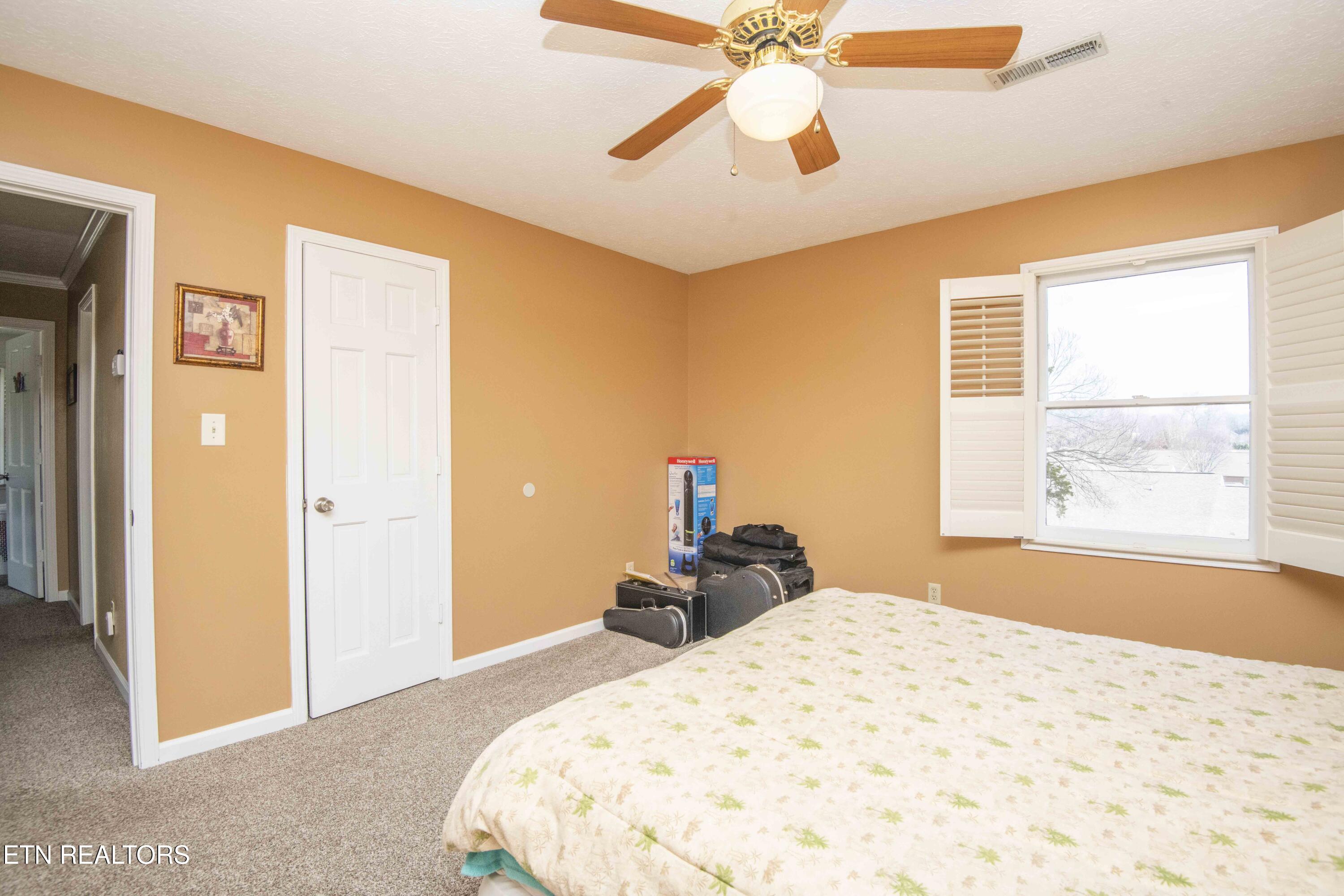 5608 Glenlyn Drive Powell TN 37849