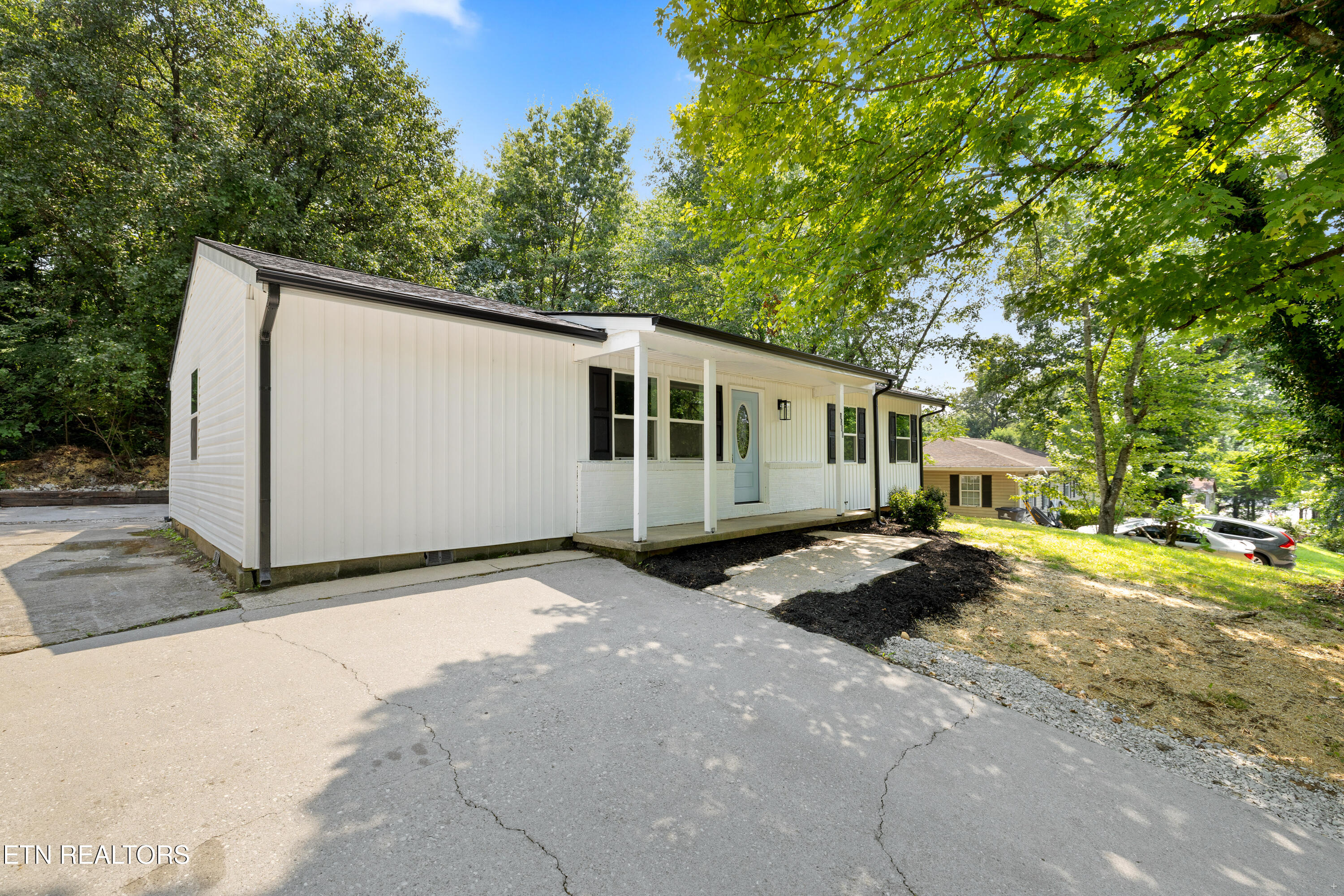 5200 Evelyn Drive Knoxville TN 37909