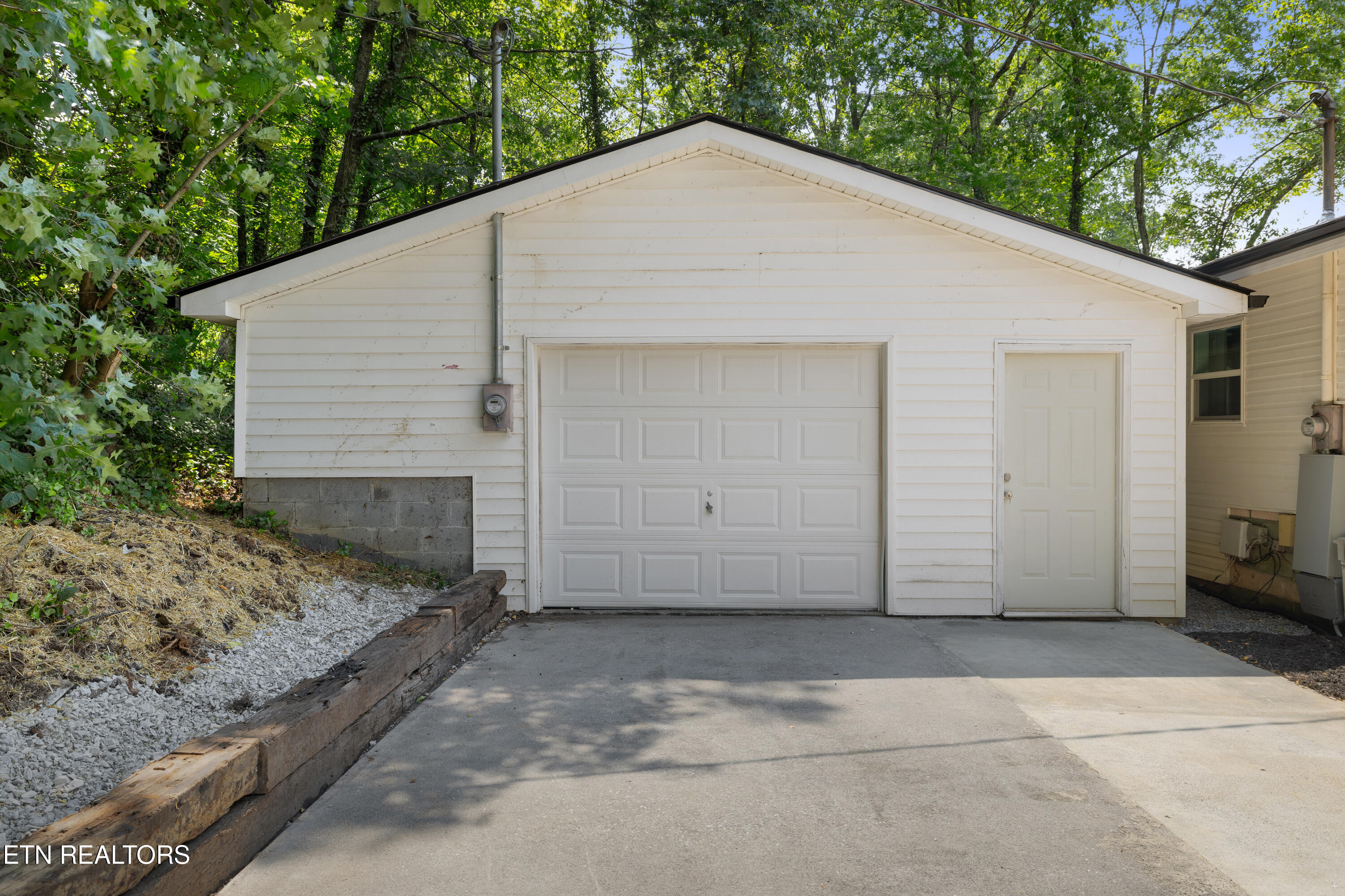 5200 Evelyn Drive Knoxville TN 37909