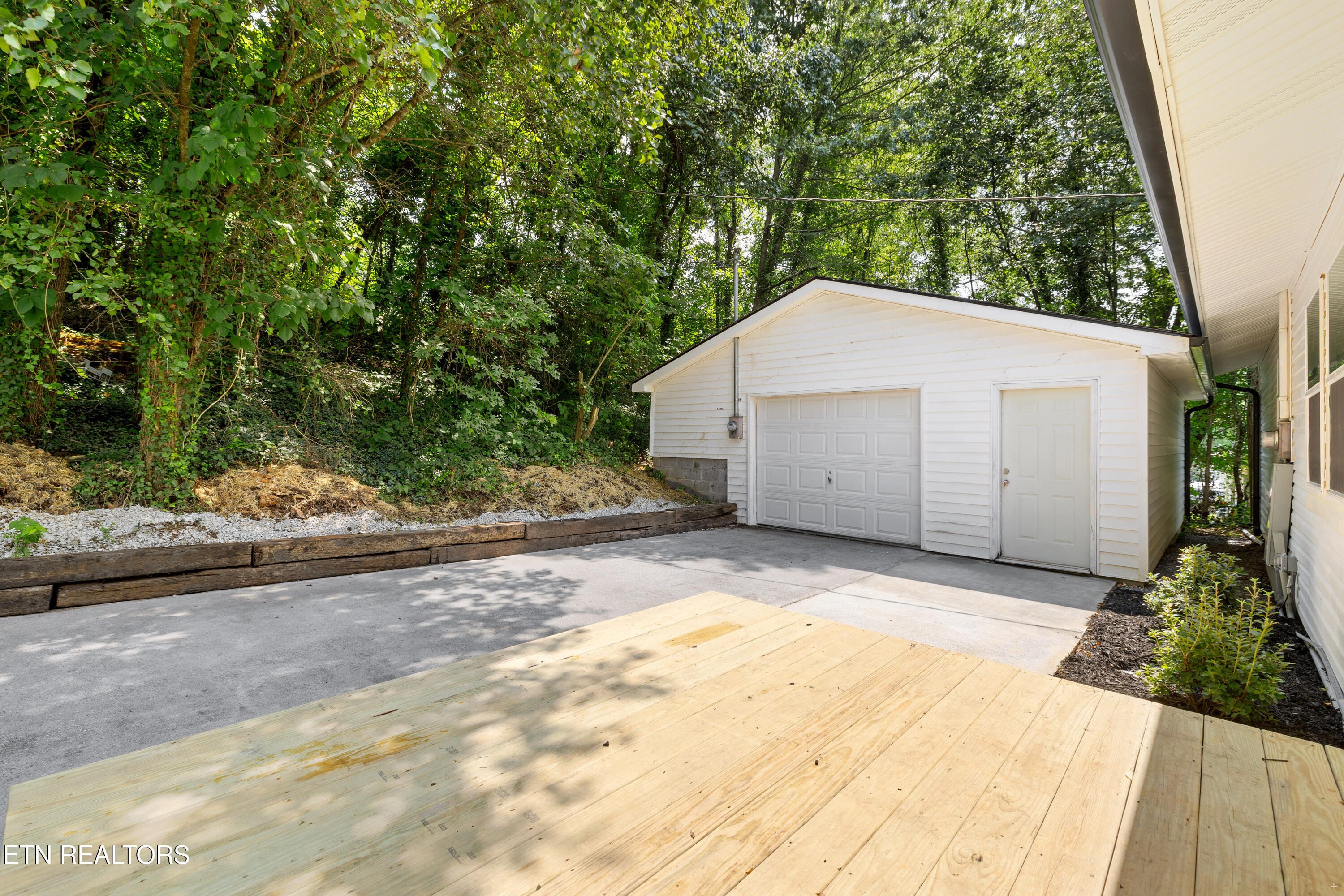 5200 Evelyn Drive Knoxville TN 37909