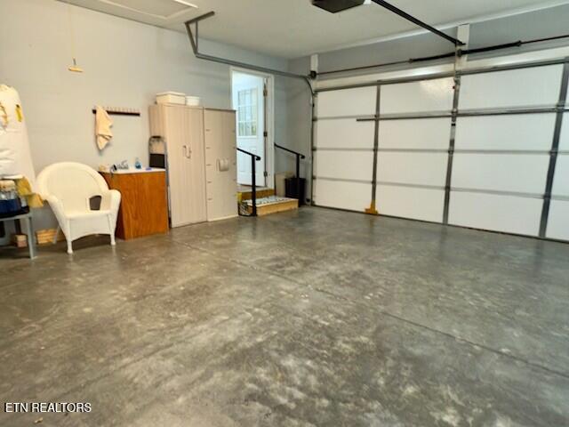 14 Brooks Lane Crossville TN 38558