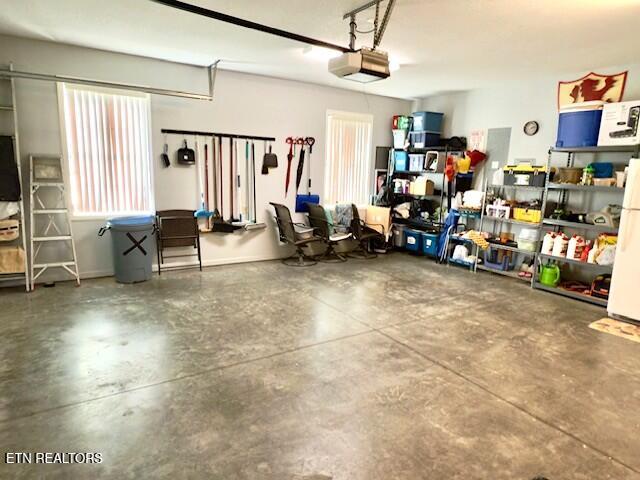 14 Brooks Lane Crossville TN 38558