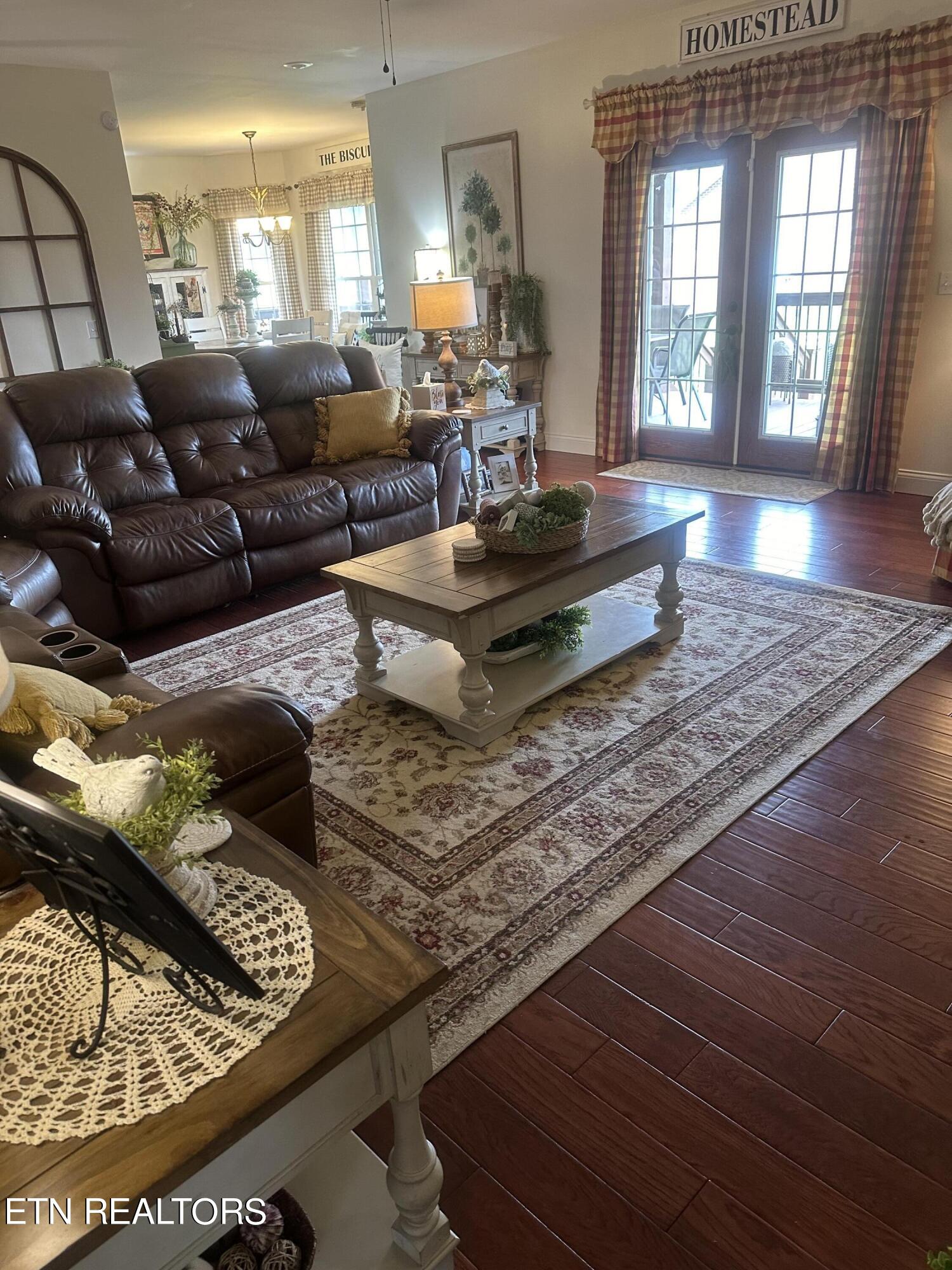 104 Dove Lane Speedwell TN 37870