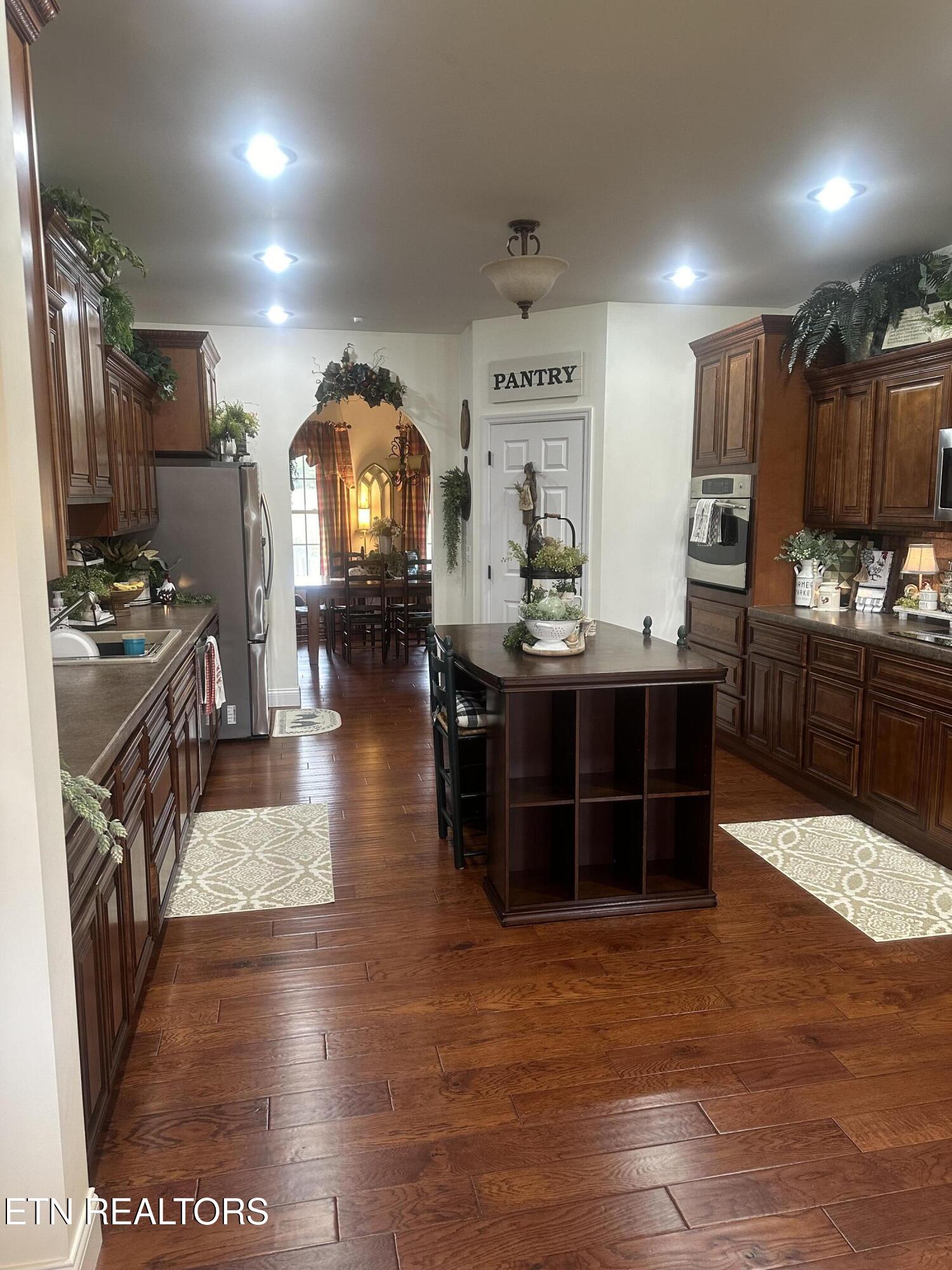 104 Dove Lane Speedwell TN 37870