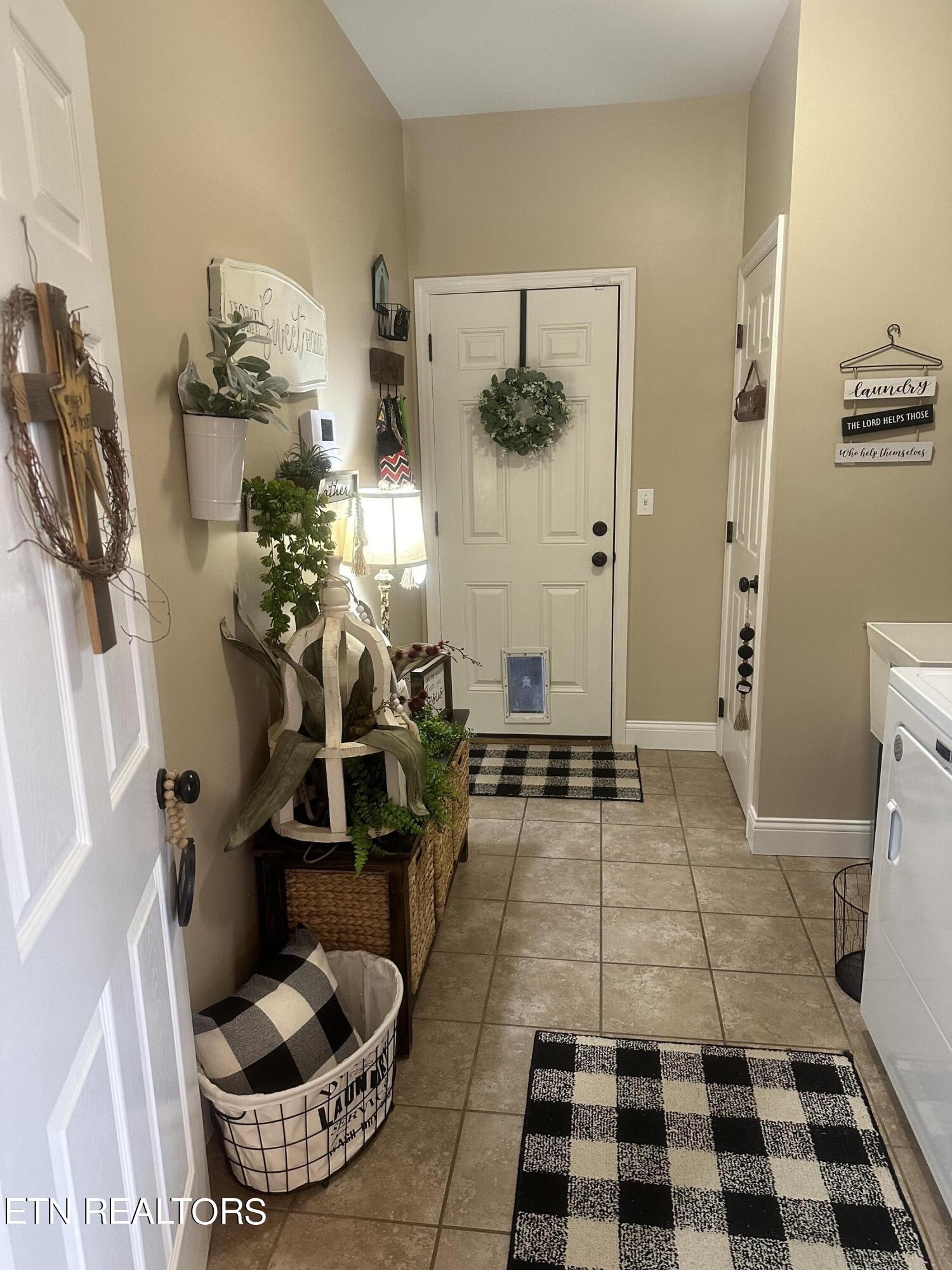 104 Dove Lane Speedwell TN 37870