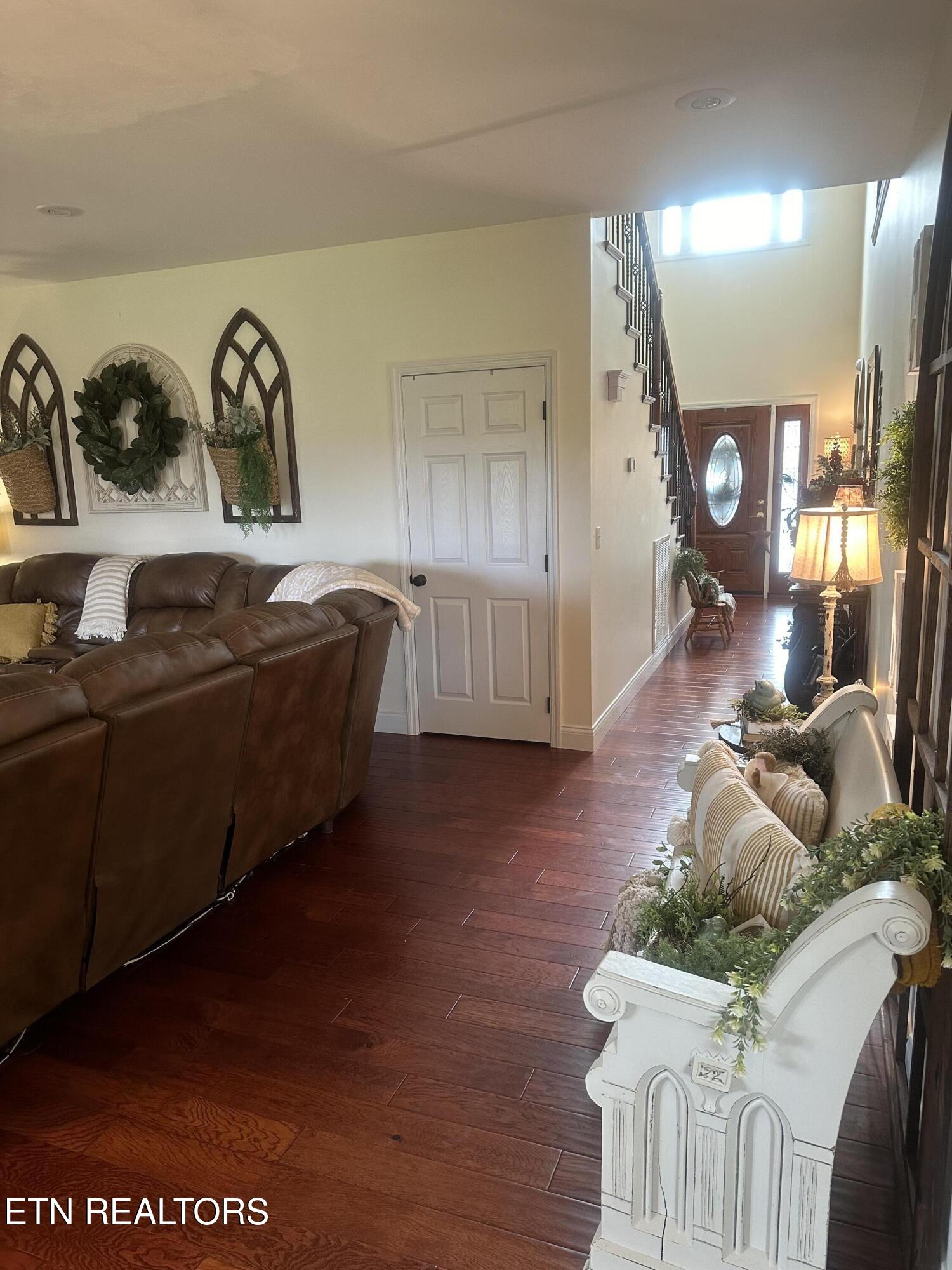 104 Dove Lane Speedwell TN 37870