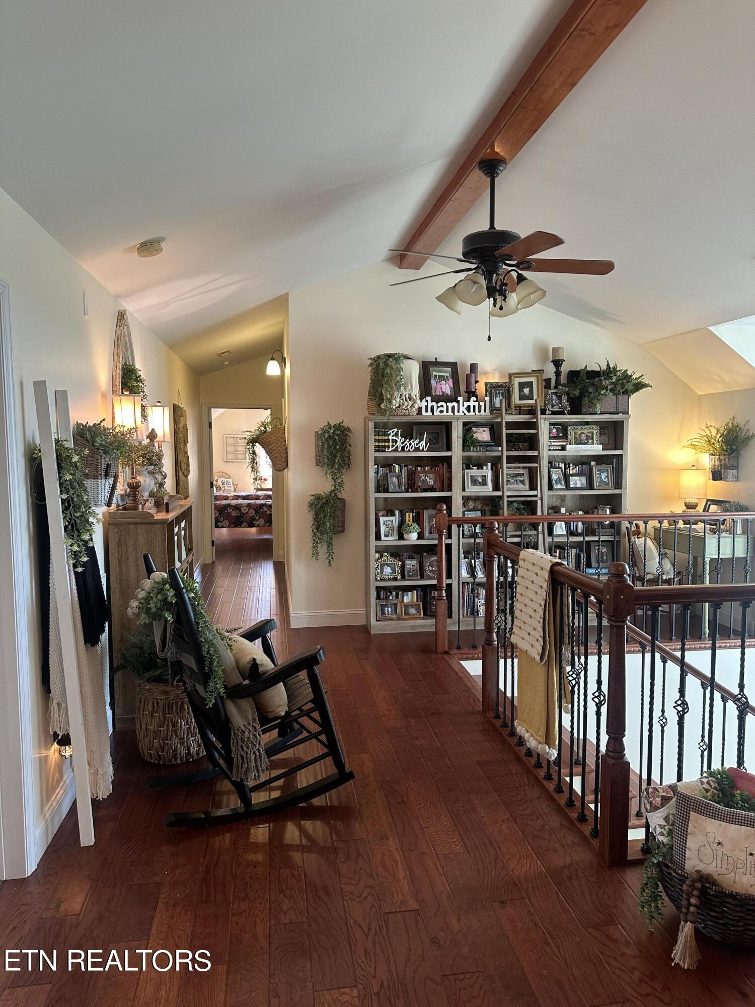 104 Dove Lane Speedwell TN 37870