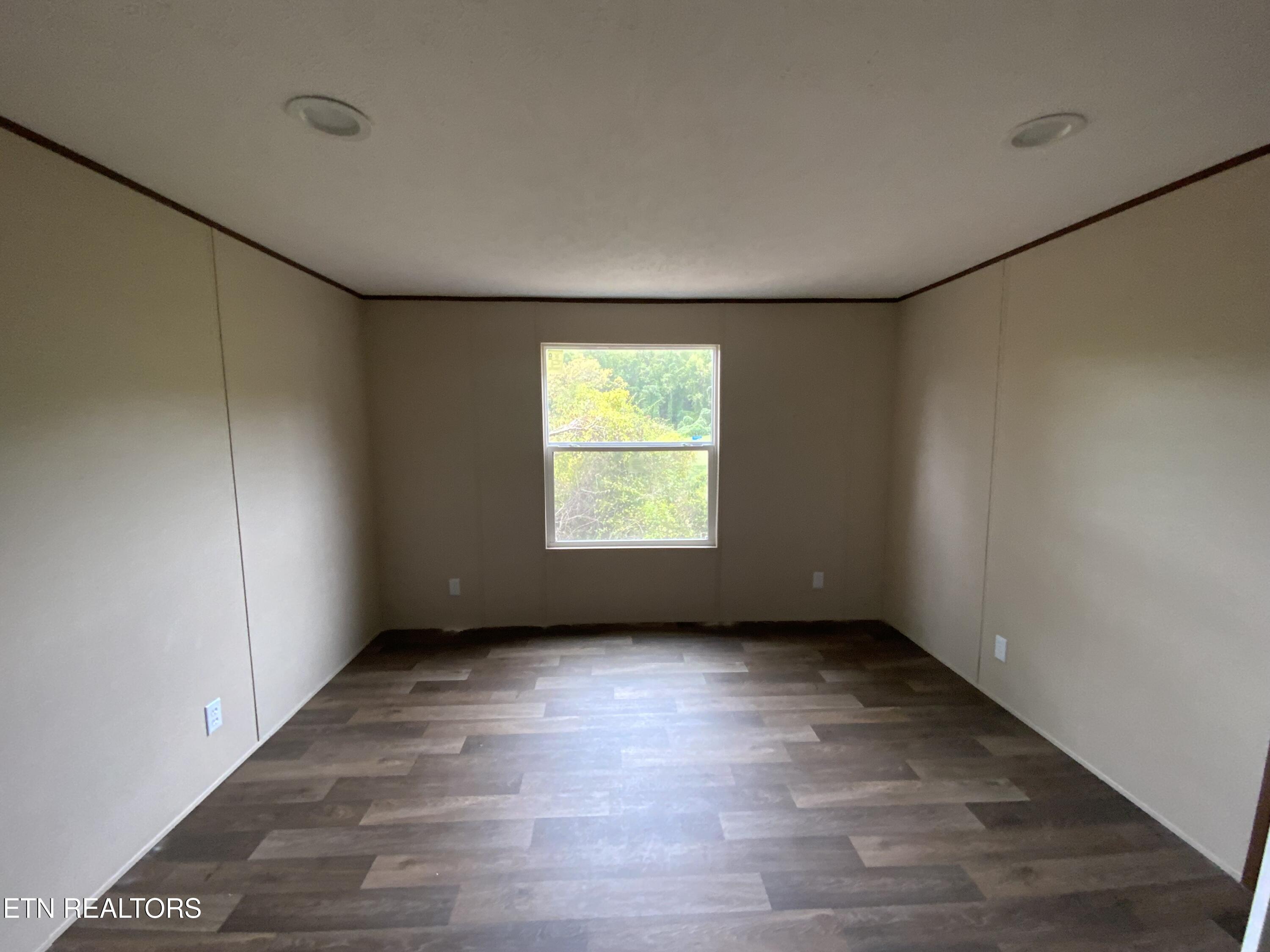 299 Haney Hollow Road Clinton TN 37716