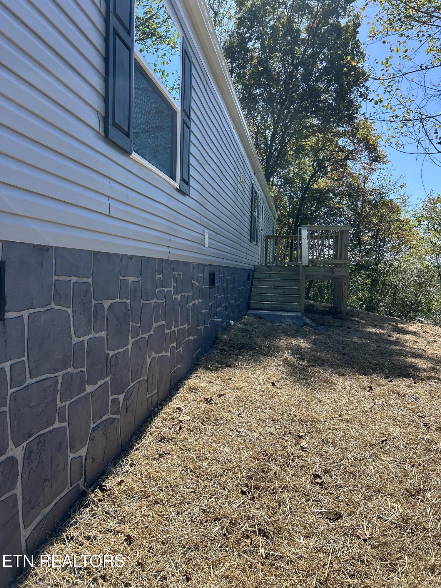 299 Haney Hollow Road Clinton TN 37716