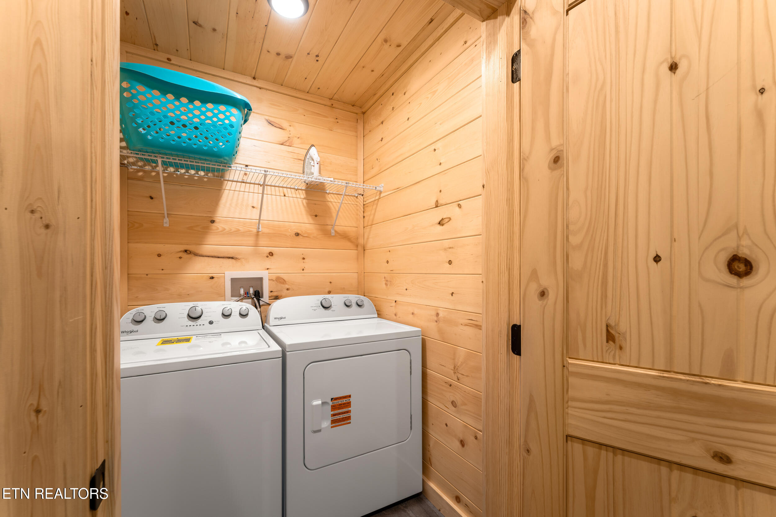 812 Peak Loop Way Pigeon Forge TN 37862