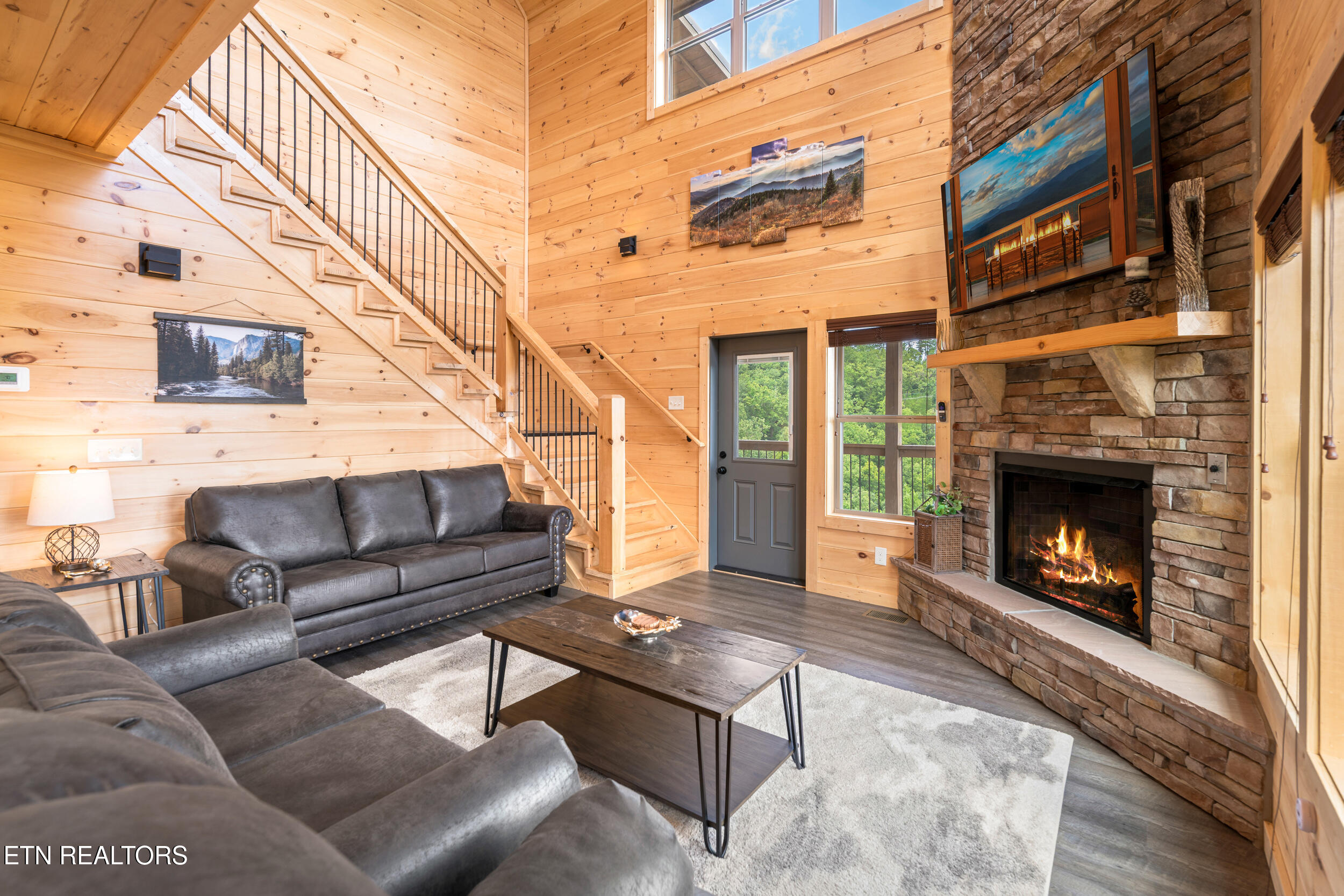812 Peak Loop Way Pigeon Forge TN 37862