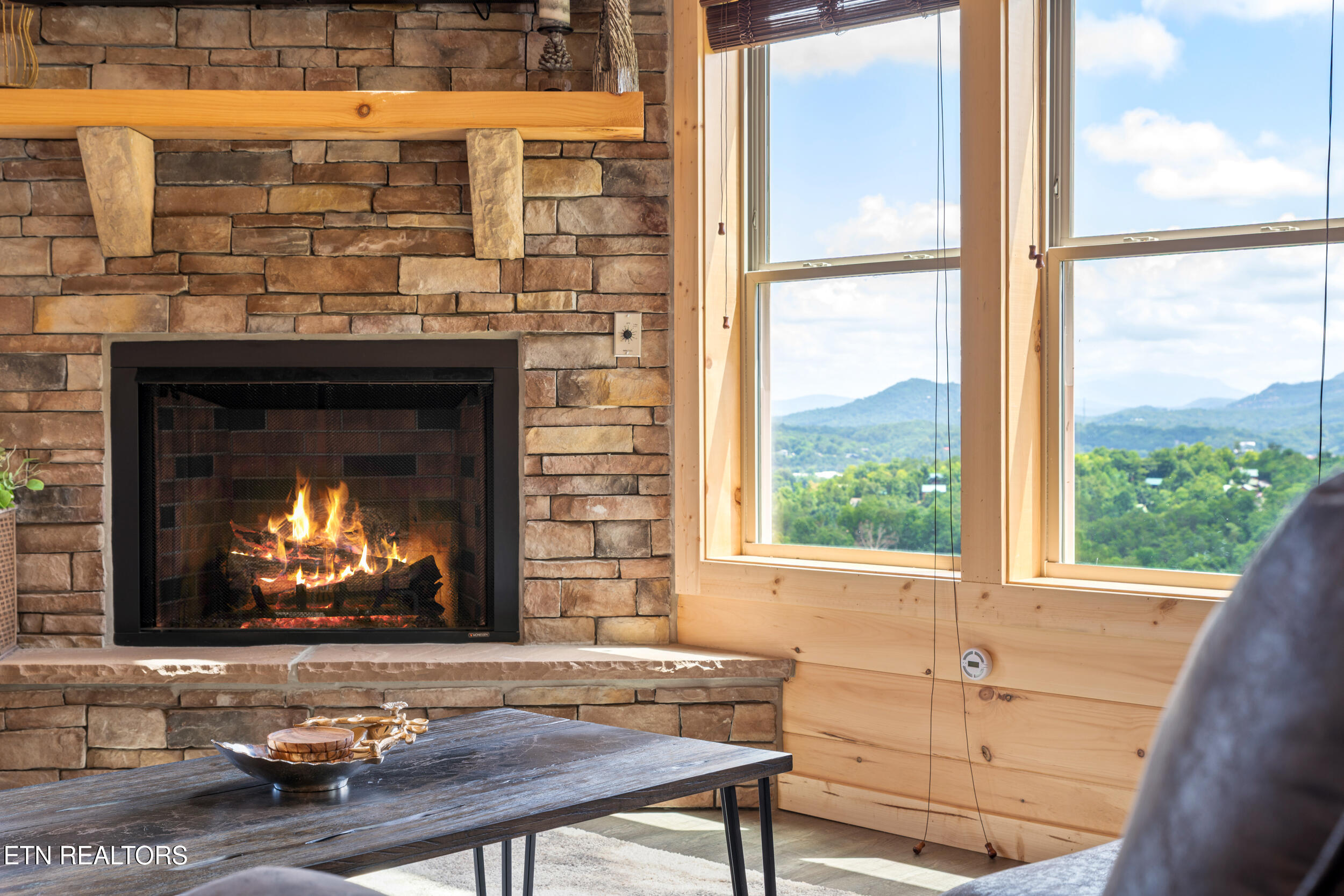 812 Peak Loop Way Pigeon Forge TN 37862