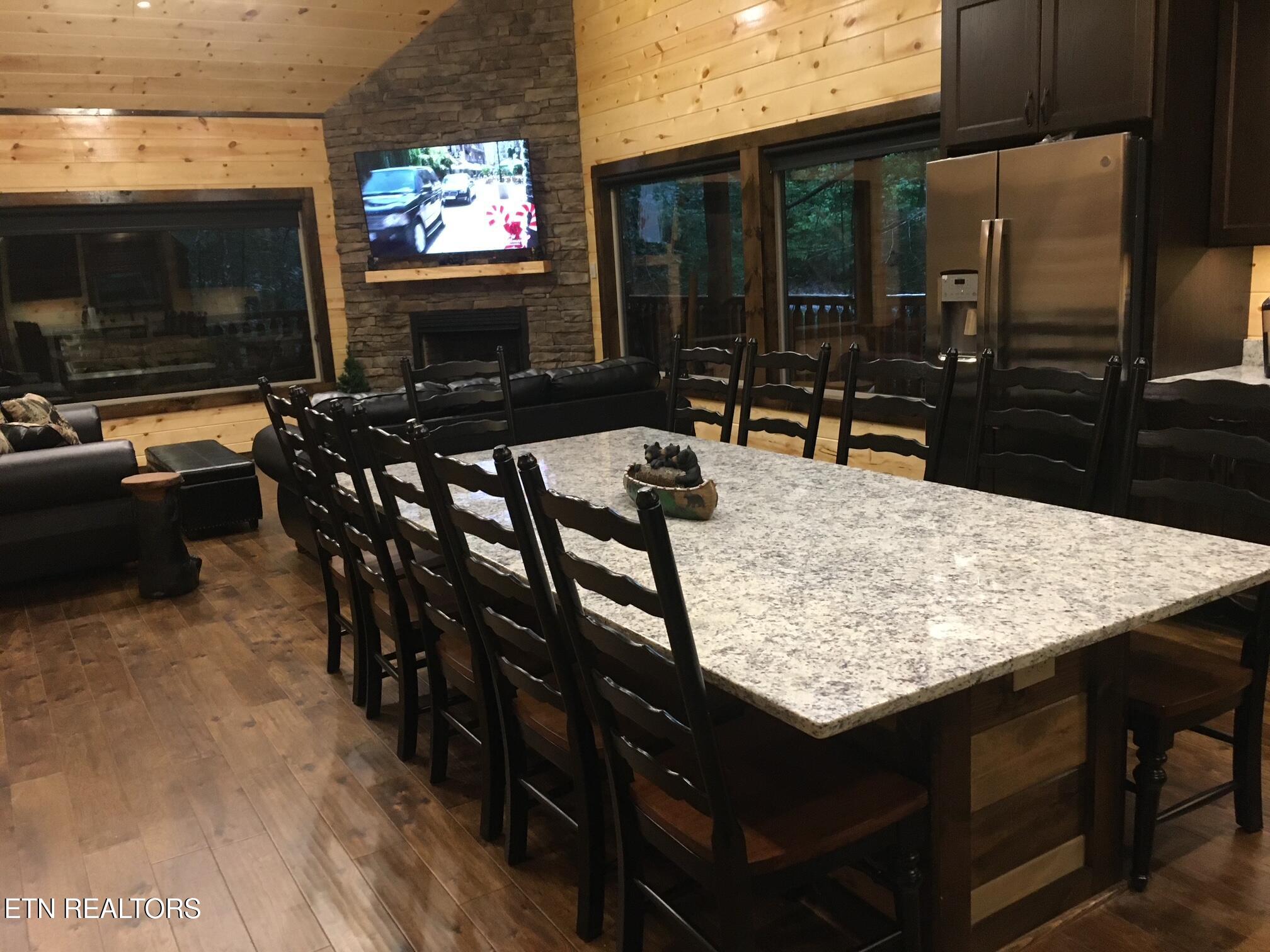2606 Bear Crossing Way Sevierville TN 37862