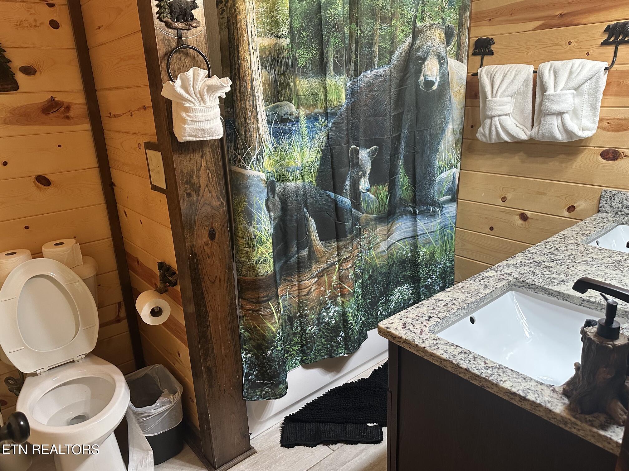 2606 Bear Crossing Way Sevierville TN 37862