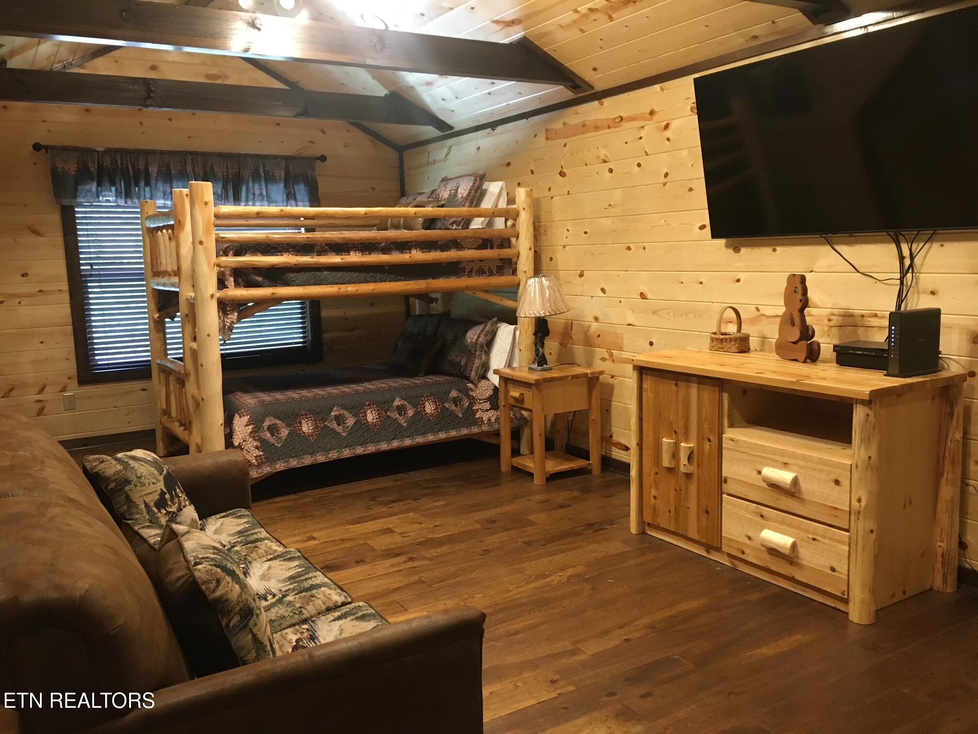 2606 Bear Crossing Way Sevierville TN 37862