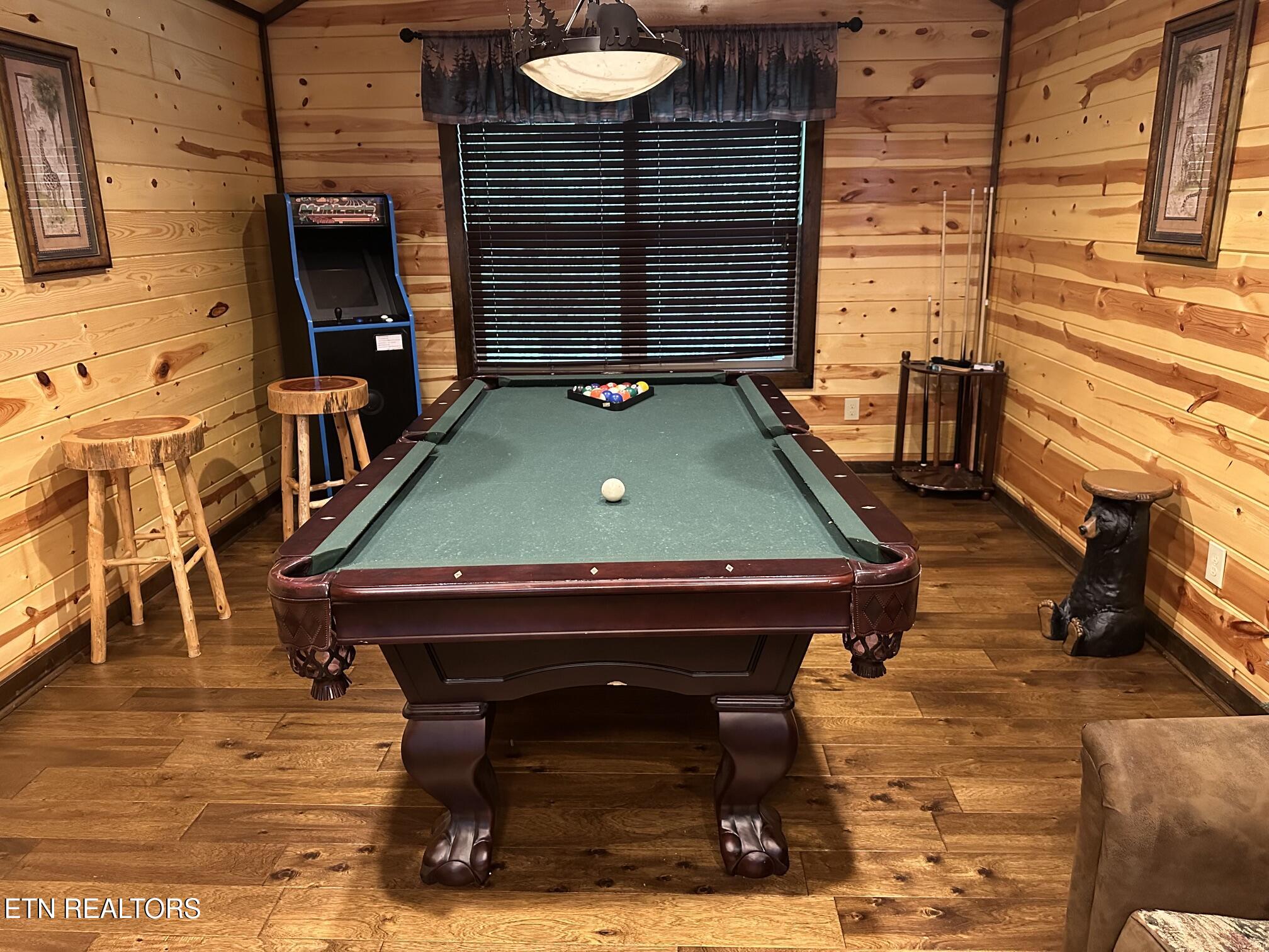 2606 Bear Crossing Way Sevierville TN 37862