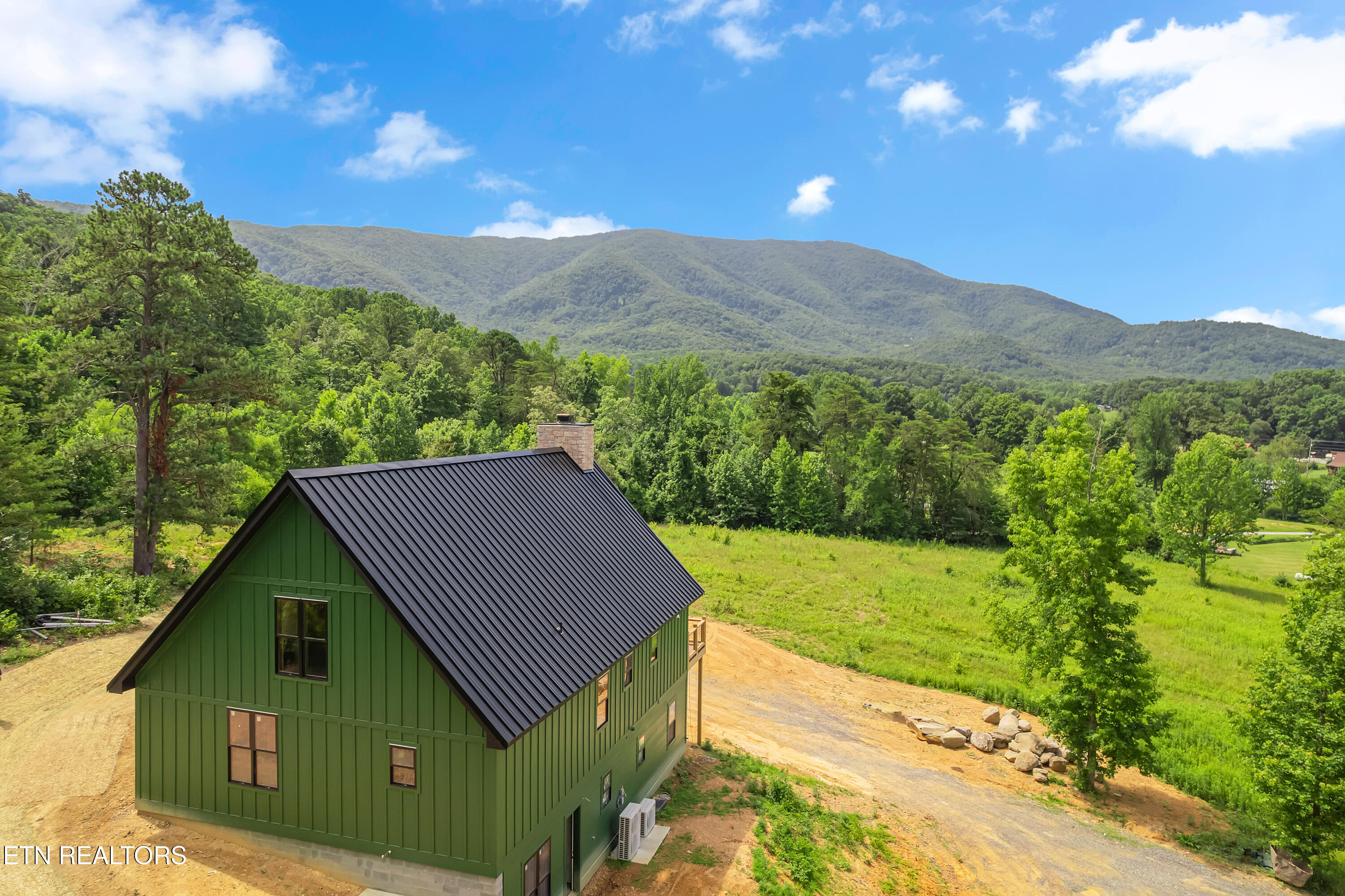 2773 Clabo Road Sevierville TN 37862