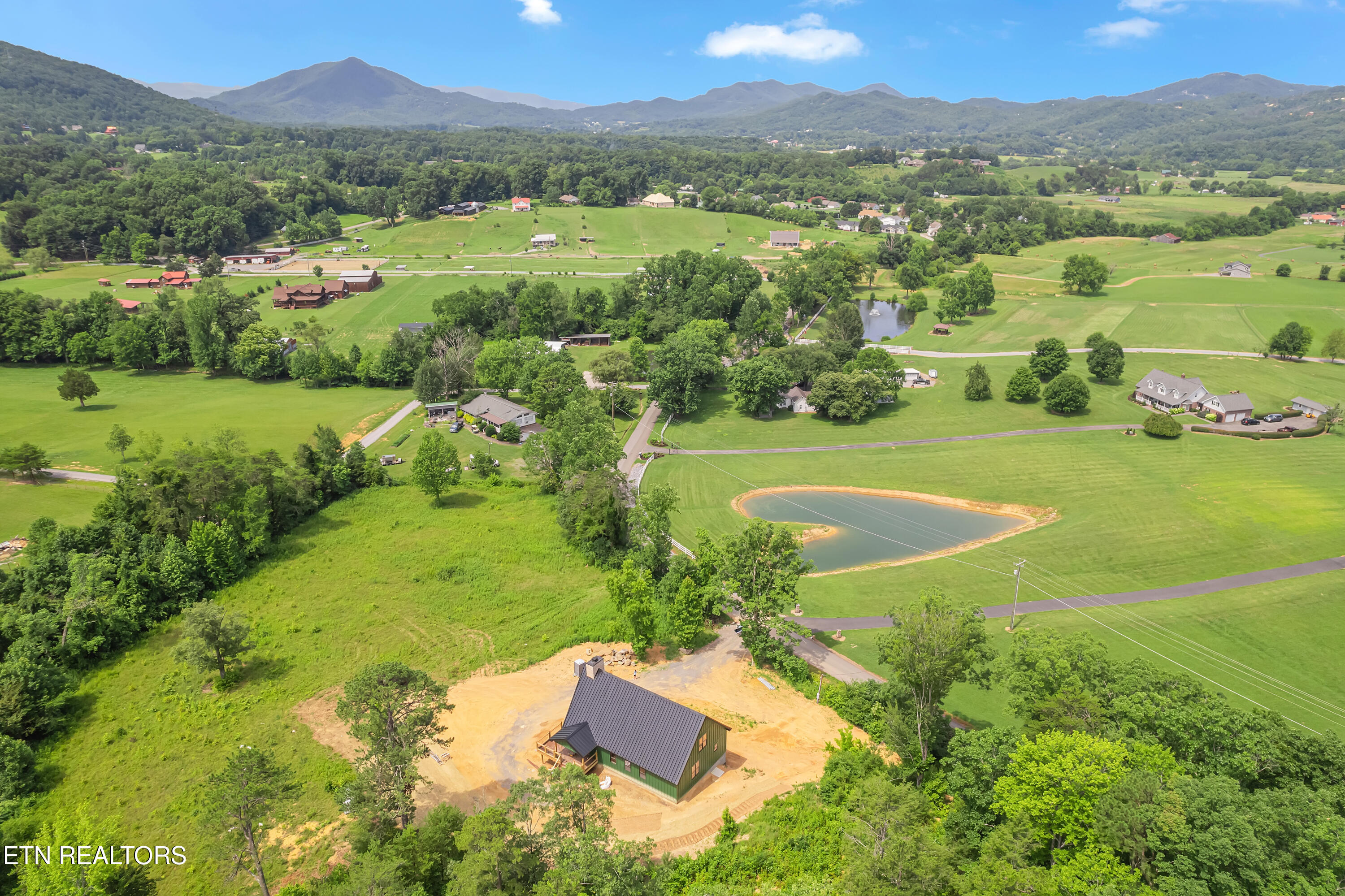 2773 Clabo Road Sevierville TN 37862